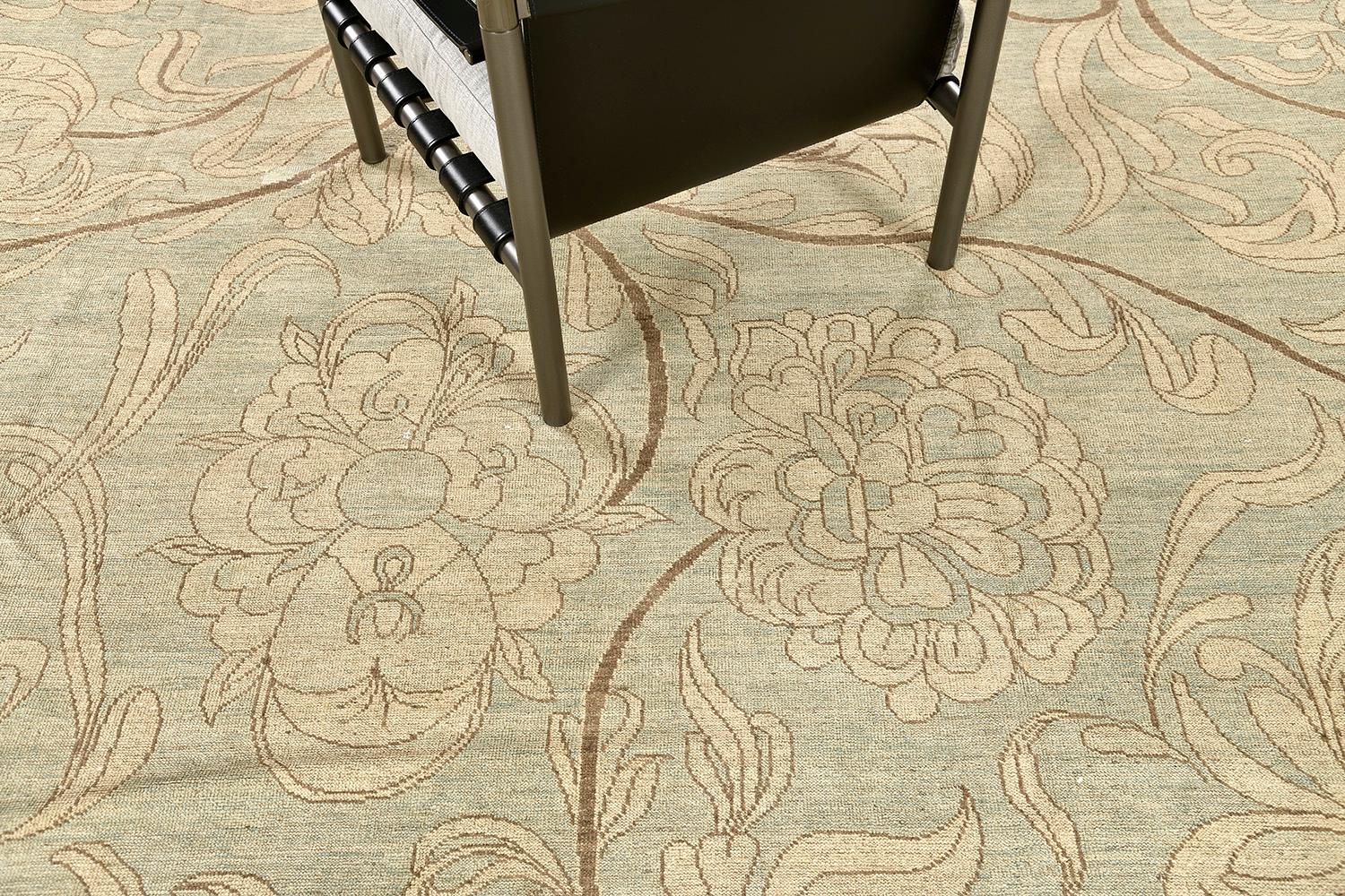 Noué à la main Tapis à motifs floraux de style vintage en vente