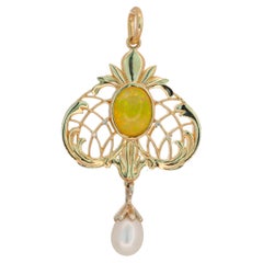 Vintage style gold pendant with opal, pearl, diamonds.