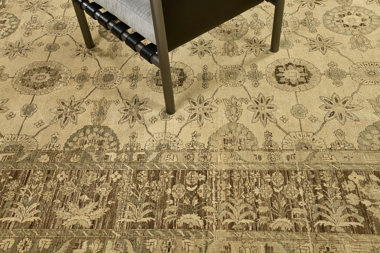 Alfombra de diseño Haji Jalili de estilo vintage Anudado a mano en venta