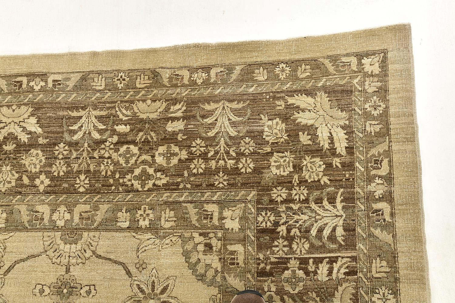 Alfombra de diseño Haji Jalili de estilo vintage en venta 2