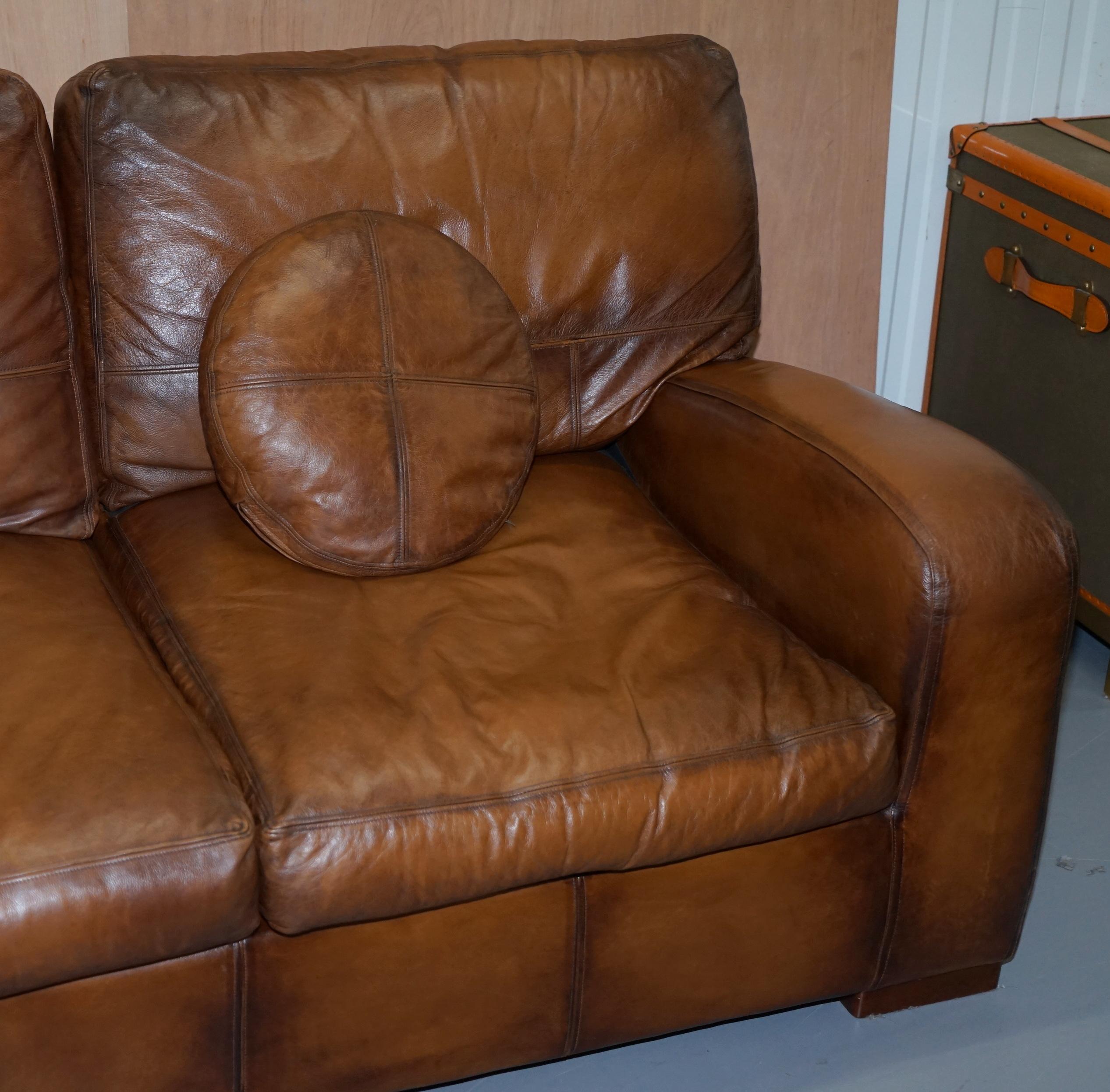 Fait main Canapé en cuir Brown Cigar teint à la main, style vintage Style et design ravissants en vente