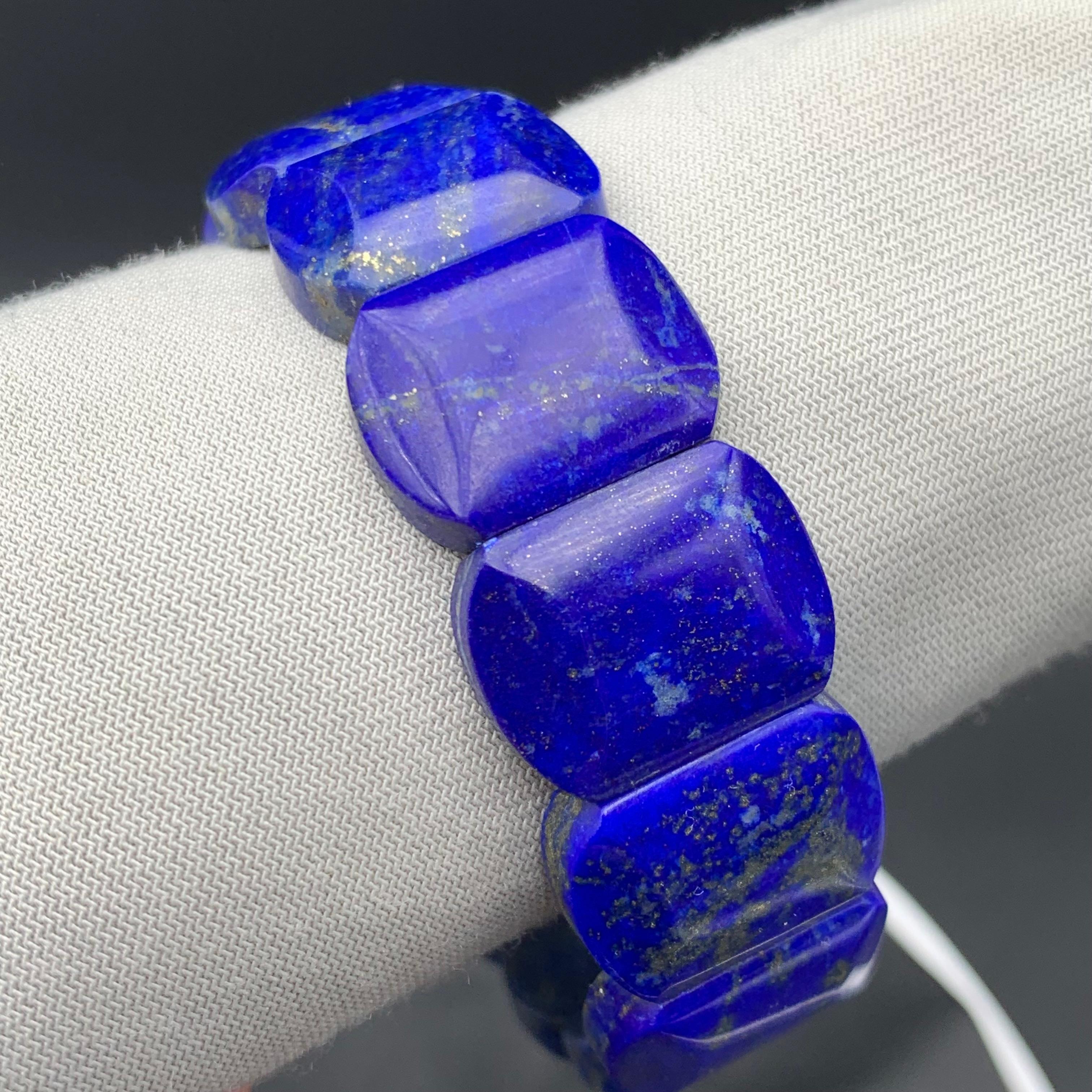 Modernista Bracciale elastico con perline fatto a mano in stile vintage in Lapislazzuli, misura 6,5-7,5 in vendita