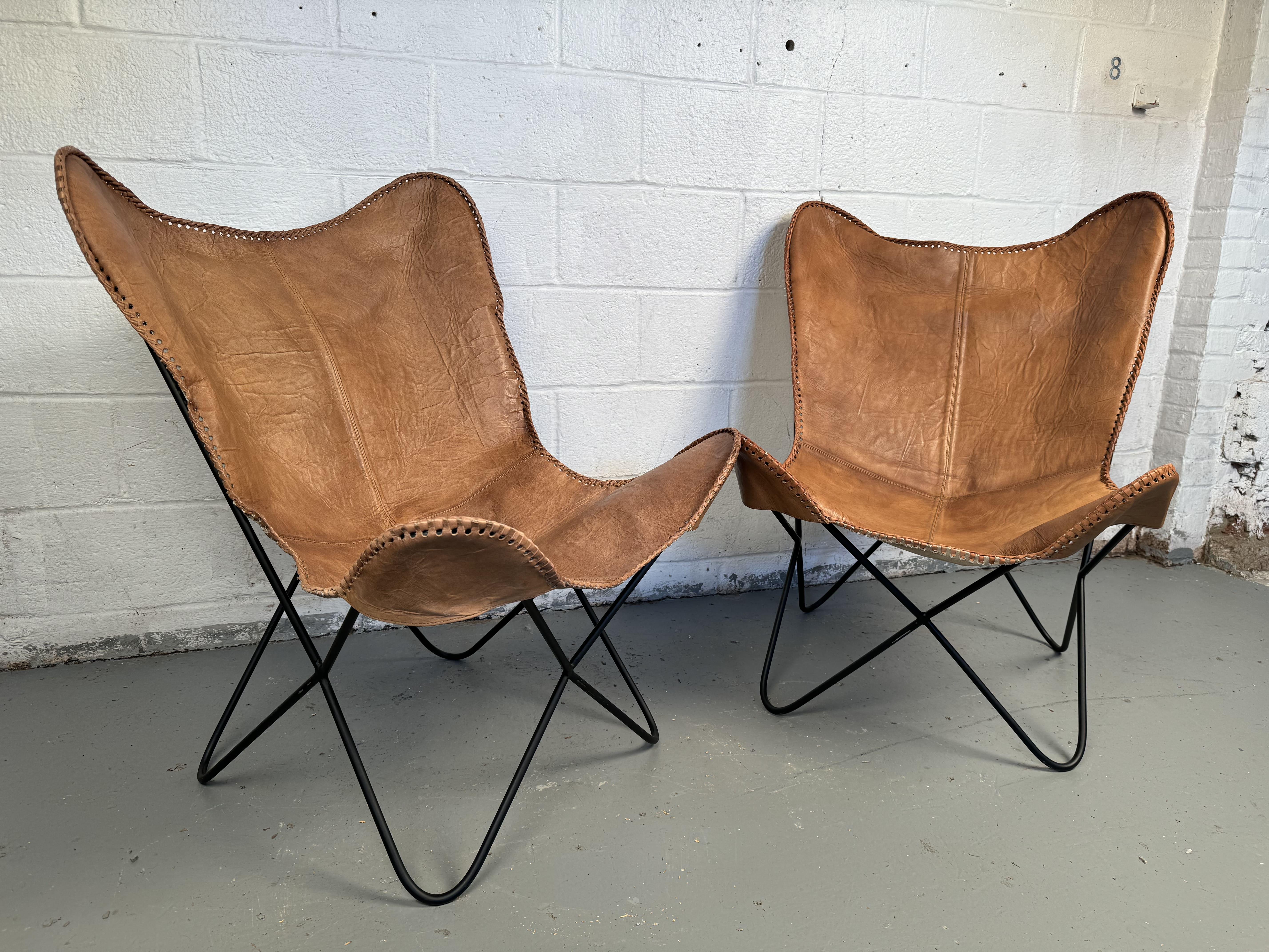 Vintage Style Leather Butterfly Chairs In Good Condition For Sale In Brooklyn, NY
