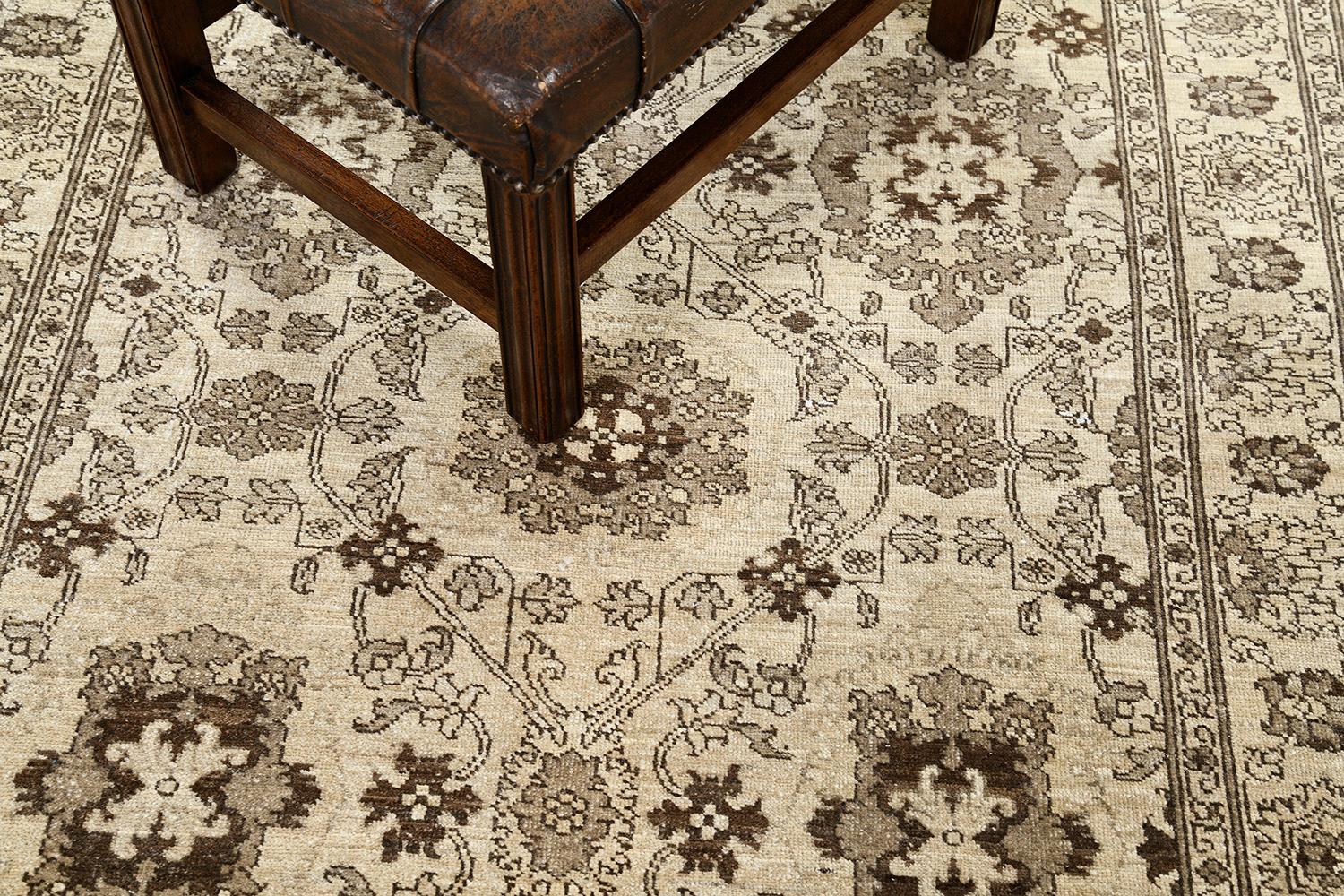 Vintage Style Mahal Design Rug D5137 In New Condition For Sale In WEST HOLLYWOOD, CA