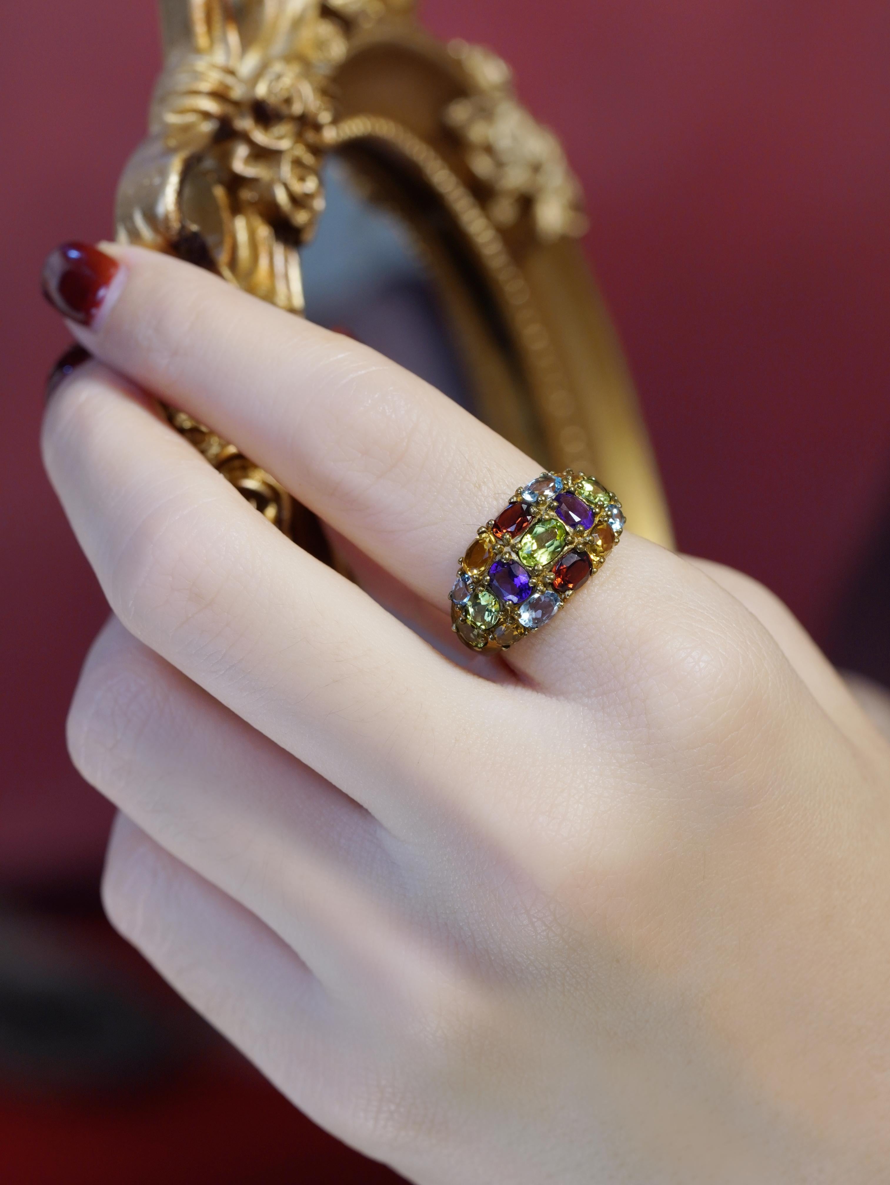 Art déco Bague Bombay en or jaune 14 carats, style vintage, avec plusieurs pierres précieuses en vente