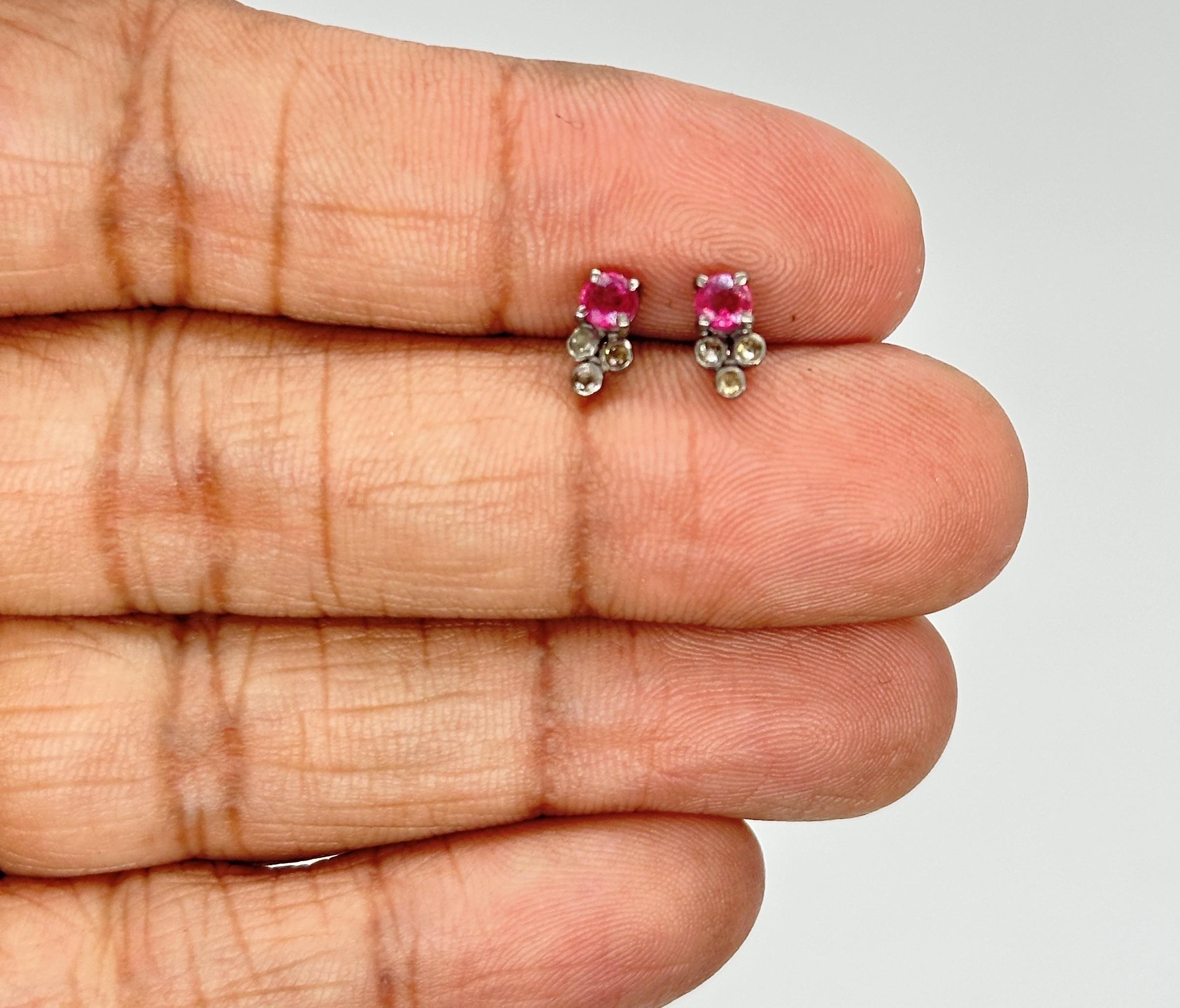 Ohrstecker im Vintage-Stil, natürlicher burma-Rubin champagner-Rosenschliff Diamant Silber im Zustand „Neu“ im Angebot in Delhi, DL