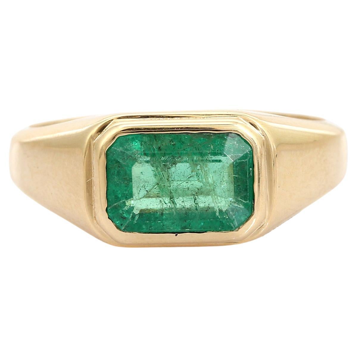 For Sale:  Vintage Style Natural Green Emerald Signet Unisex Ring in 14k Solid Yellow Gold