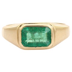 Vintage Style Natural Green Emerald Signet Unisex Ring in 14k Solid Yellow Gold