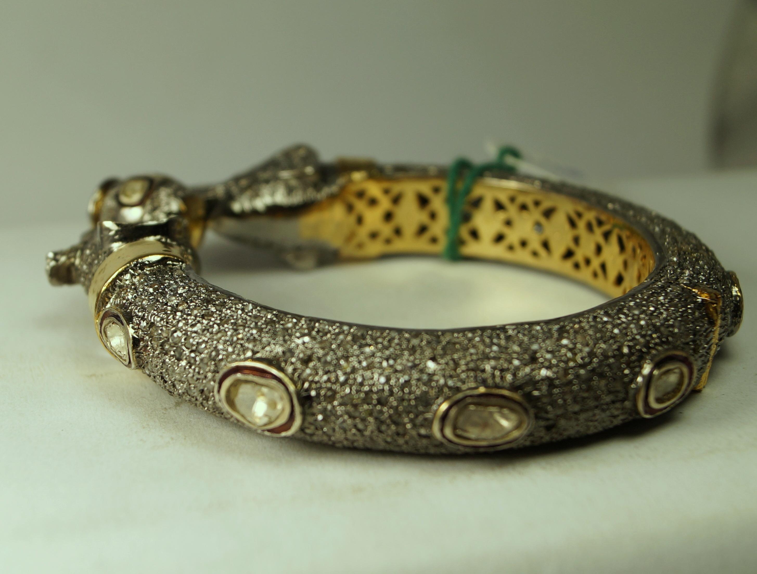 Early Victorian Vintage style Natural uncut rose cut Diamonds sterling silver elephant bracelet  For Sale