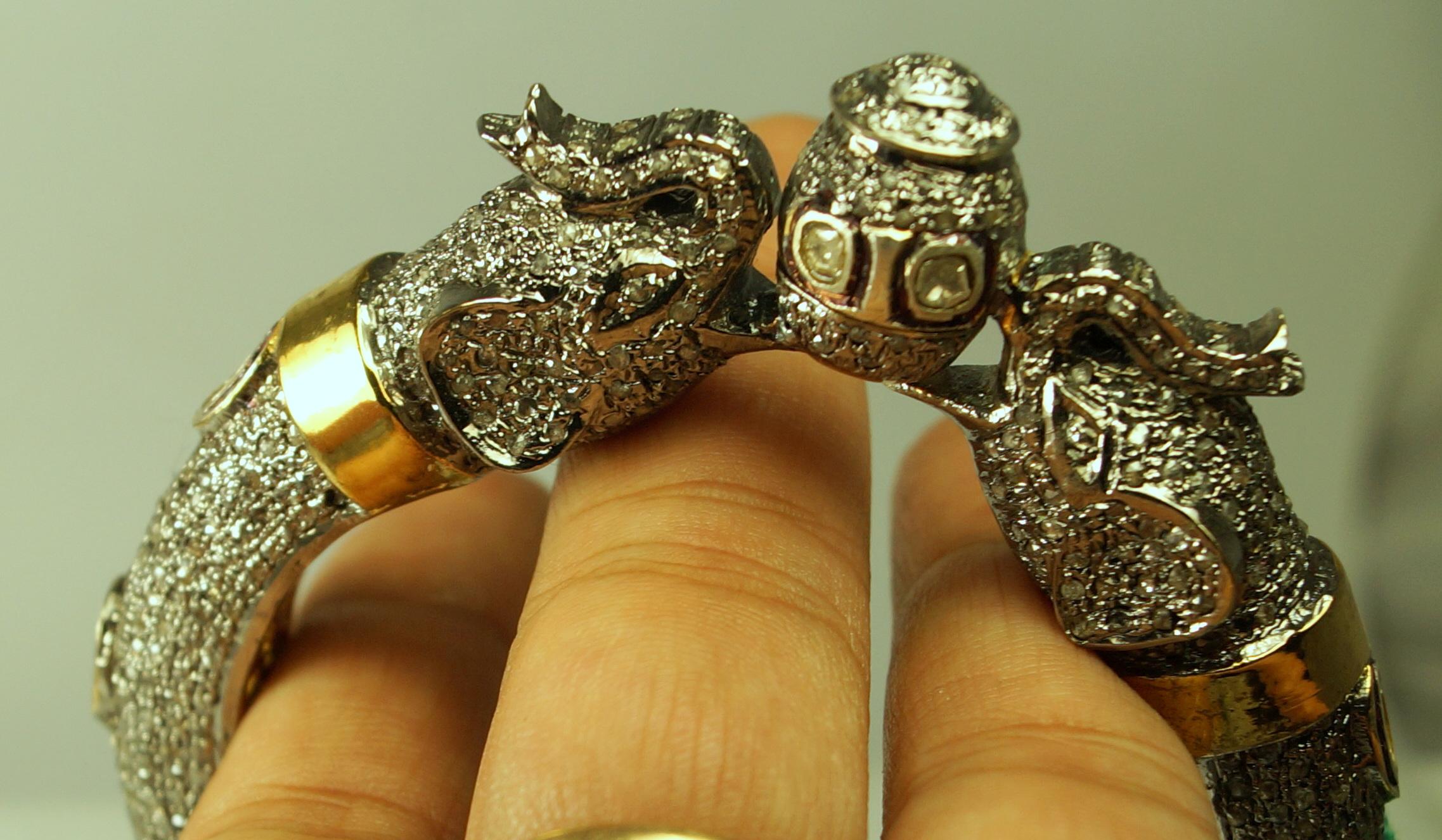 Women's or Men's Vintage style Natural uncut rose cut Diamonds sterling silver elephant bracelet  For Sale