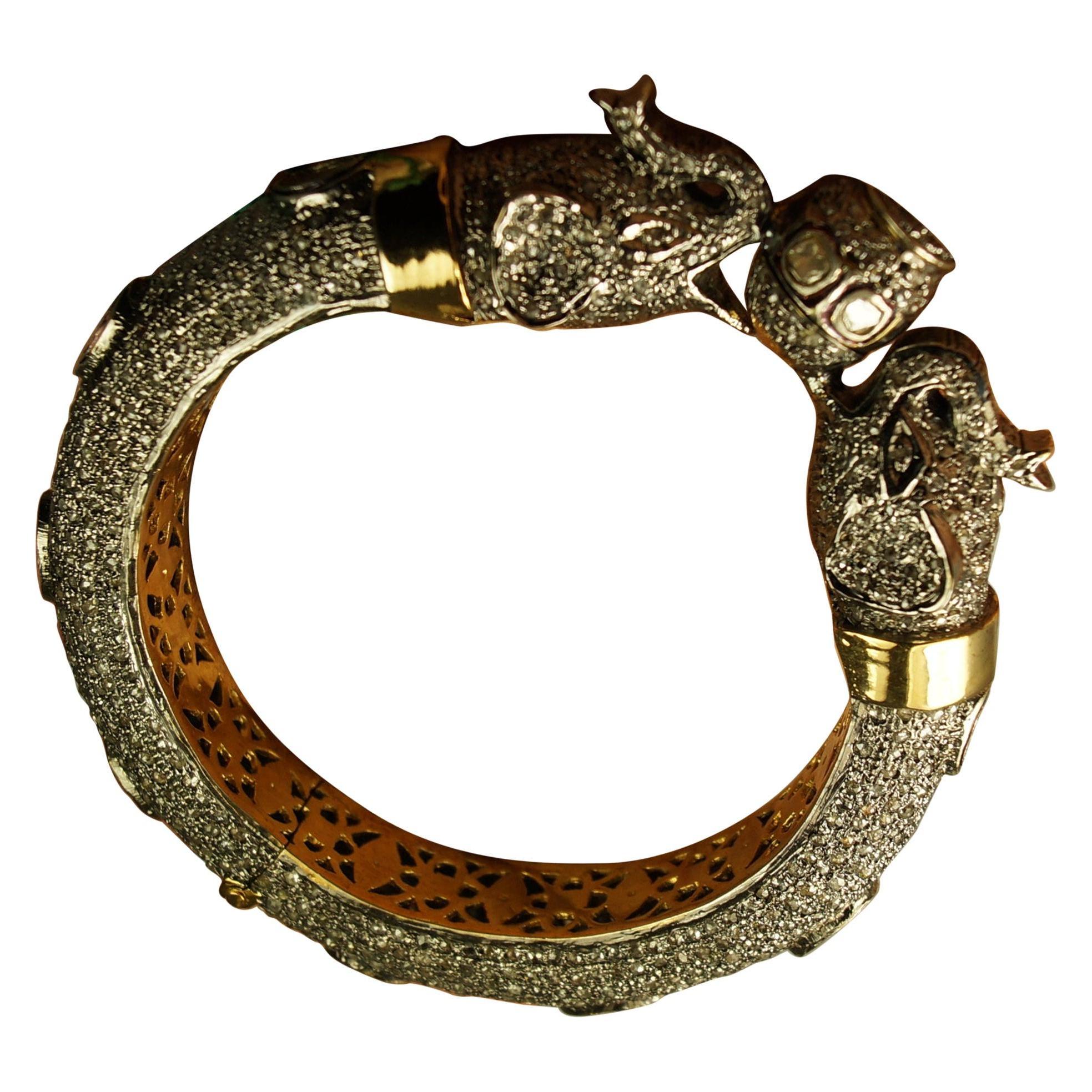 Vintage style Natural uncut rose cut Diamonds sterling silver elephant bracelet  For Sale
