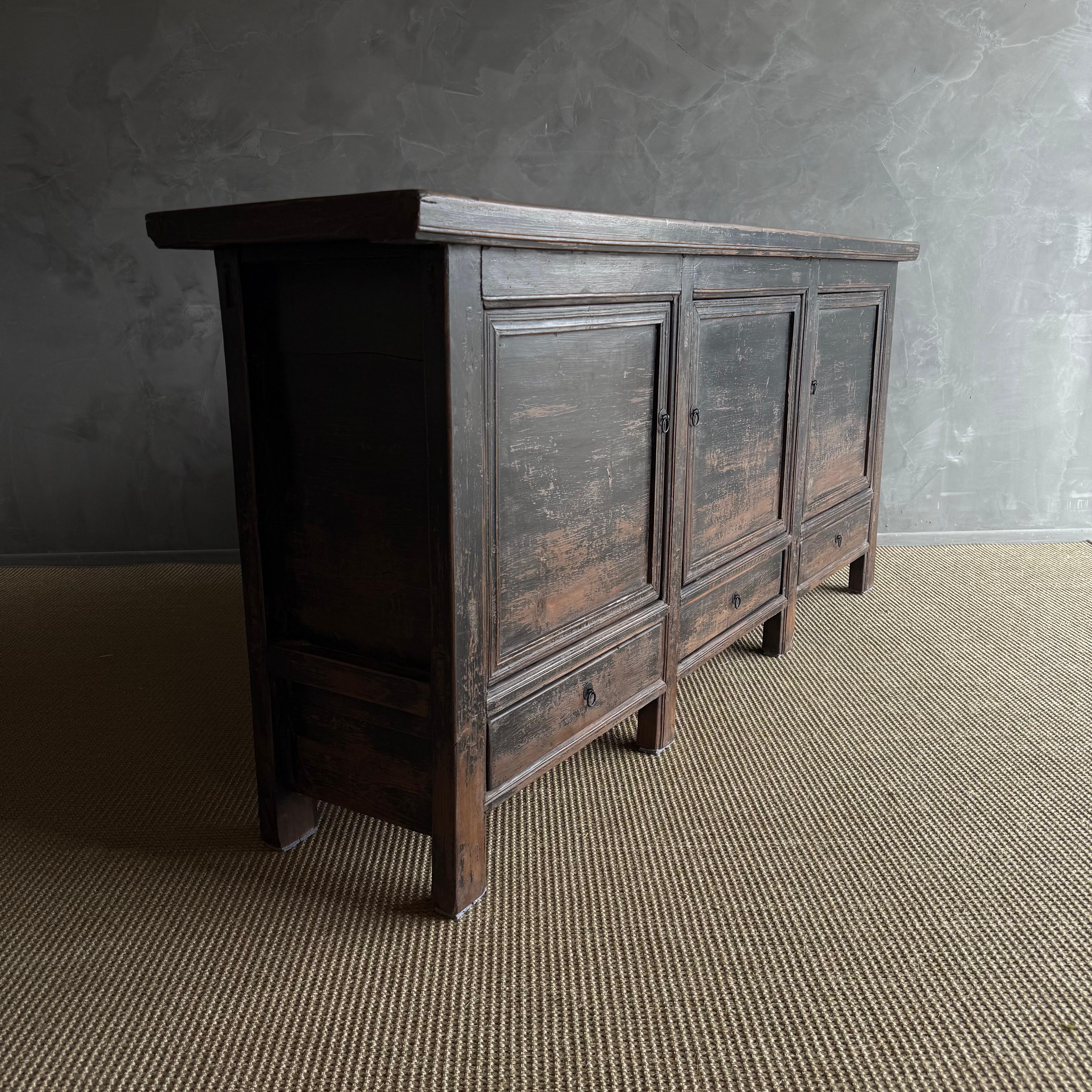 Armario de Madera de Olmo Pintado Estilo Vintage con 2 Puertas en venta 6