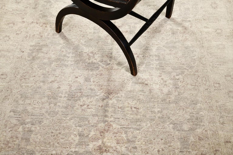 Vintage Style Rapture Collection Agra Design Rug For Sale at 1stDibs