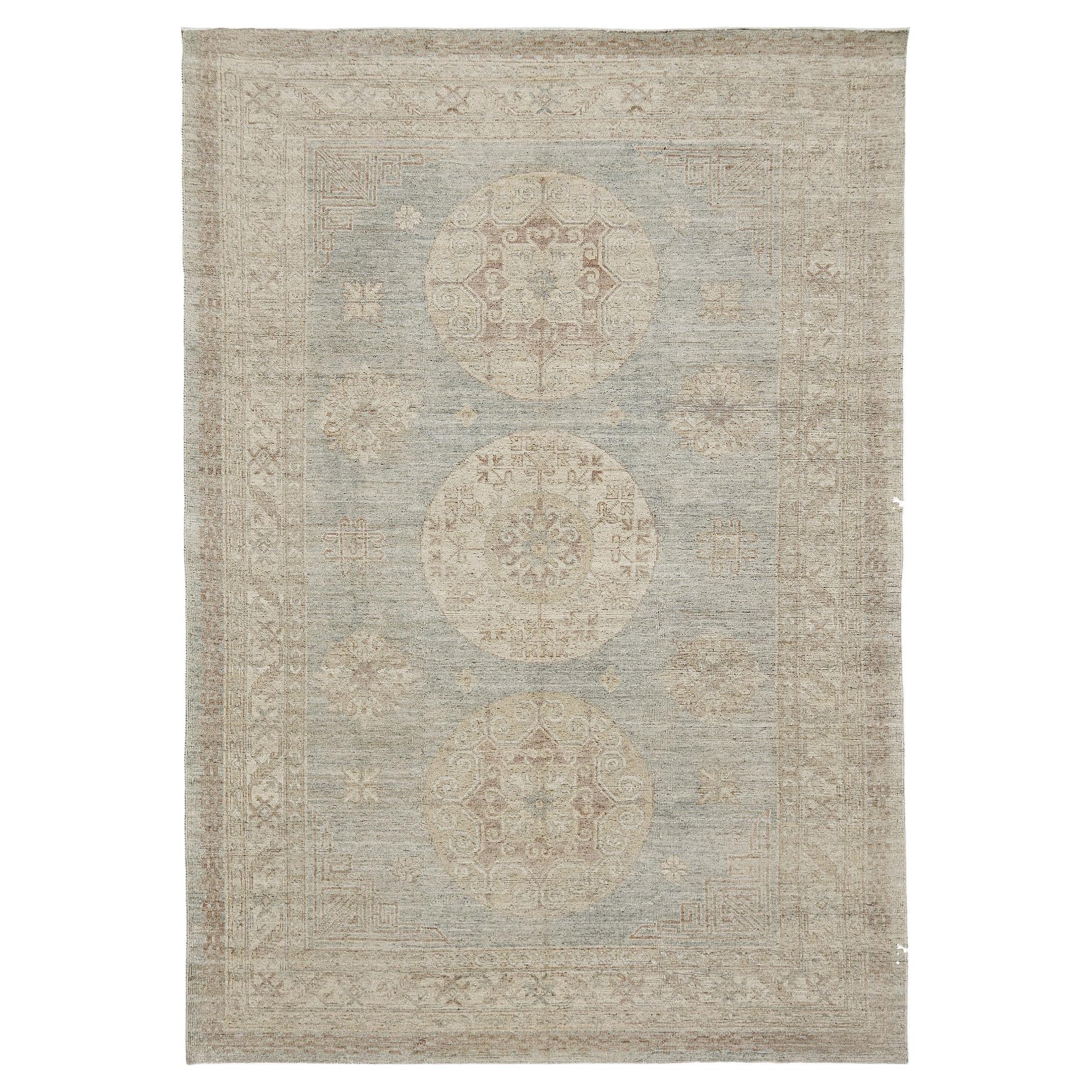 Vintage Style Rapture Collection Rug For Sale