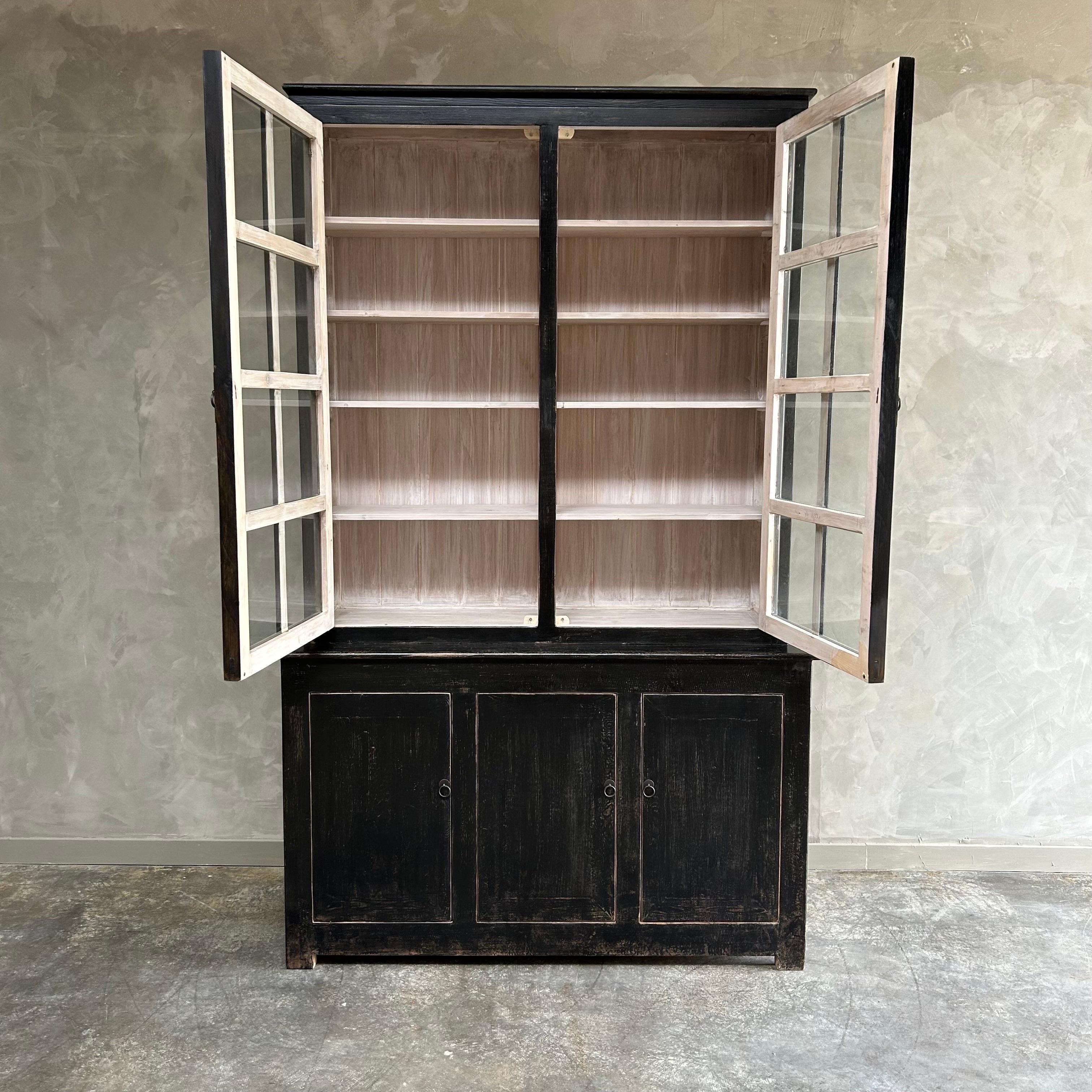 Vintage Style Reclaimed Wood Hutch in Distressed Black Finish In New Condition For Sale In Brea, CA