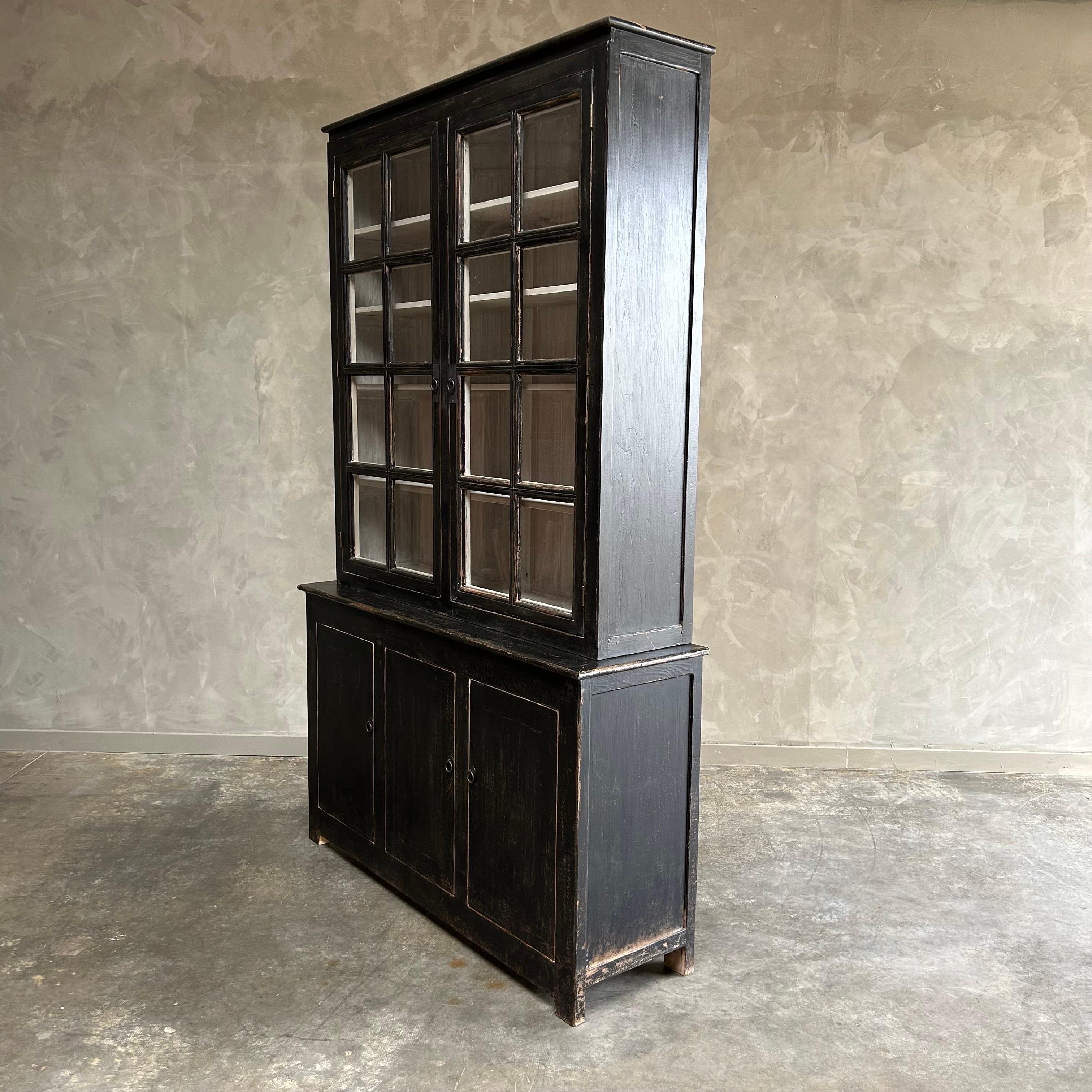 Vintage Style Reclaimed Wood Hutch in Distressed Black Finish For Sale 3