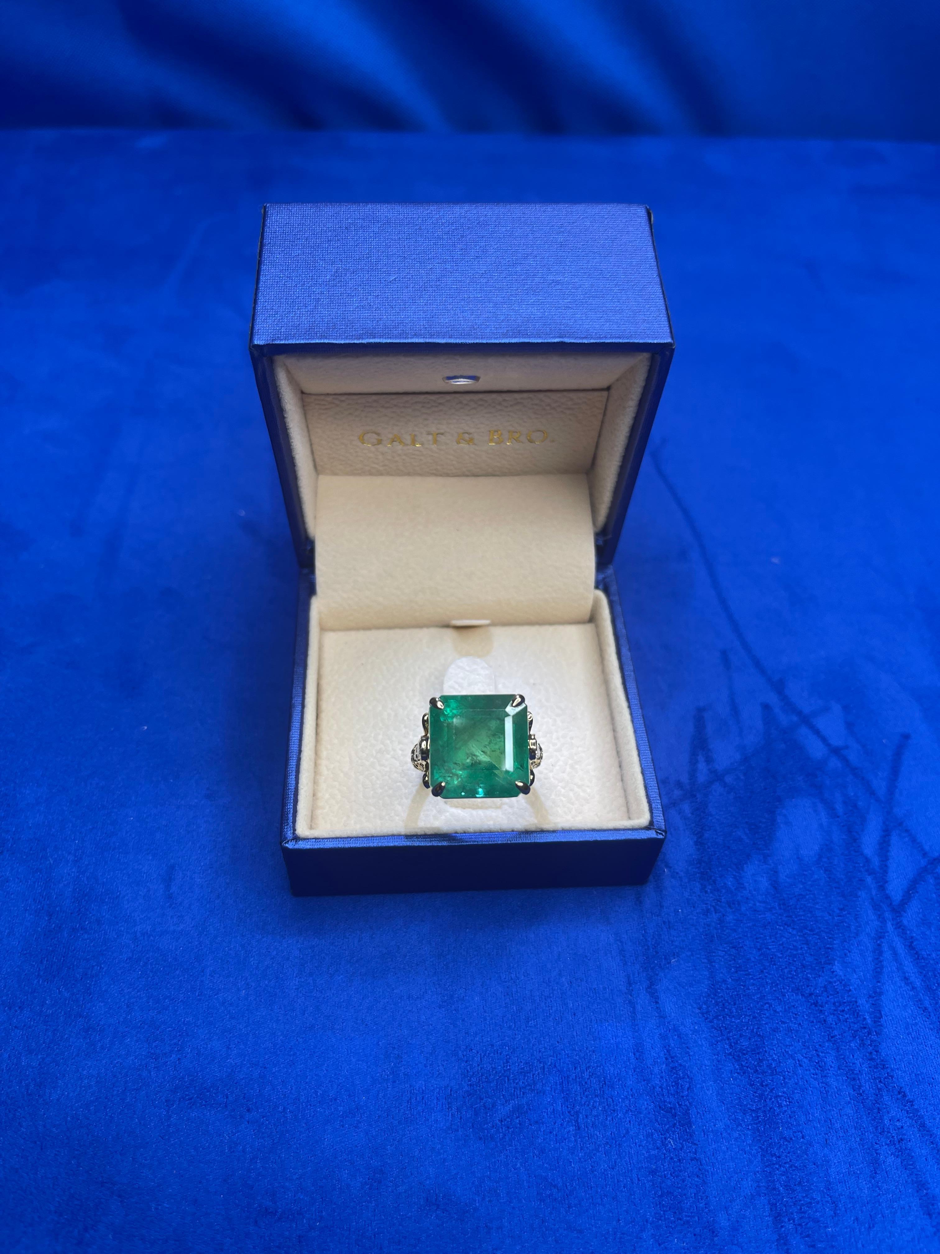 Square Emerald Diamond Cocktail Statement Unique Luxury Vintage Yellow Gold Ring For Sale 12