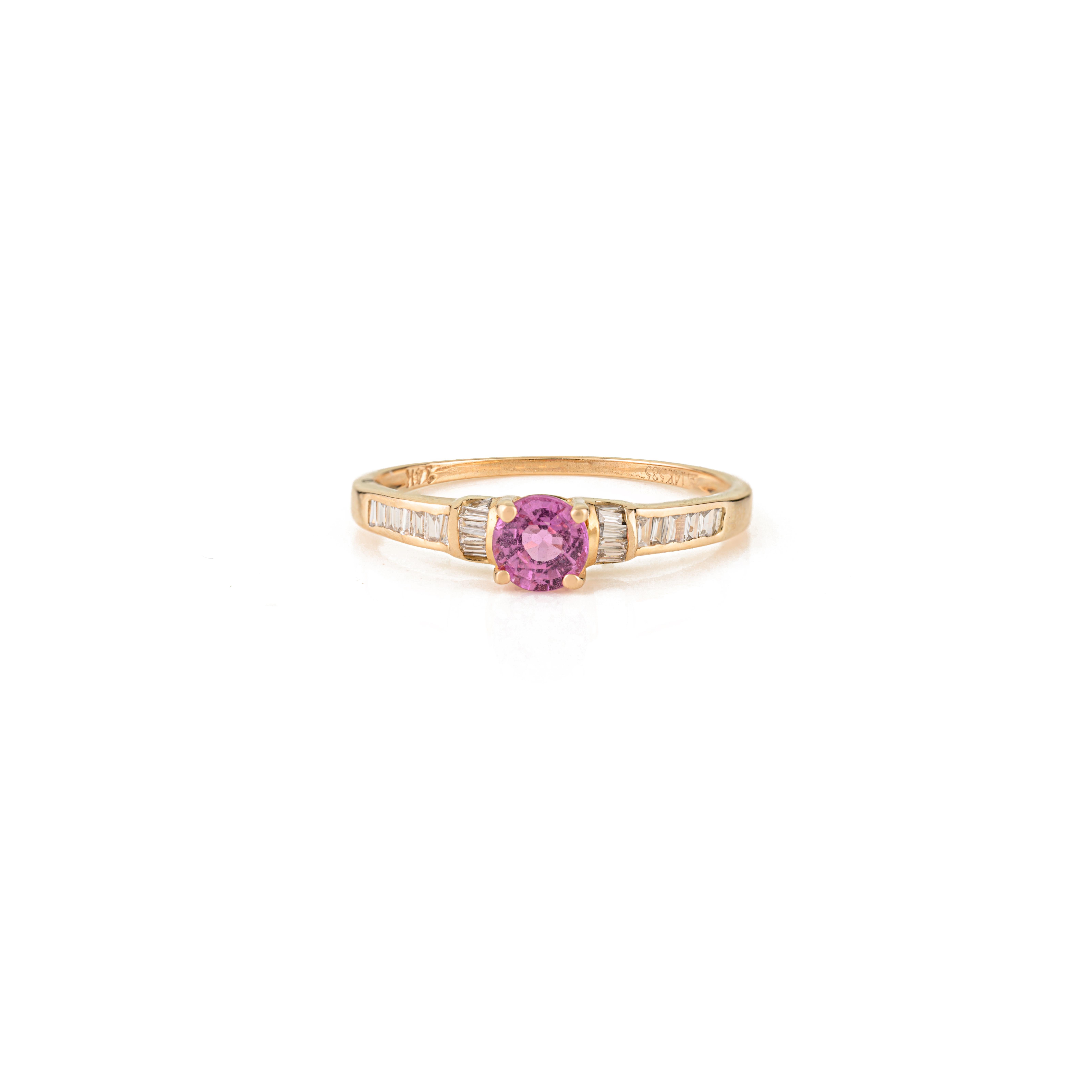 Im Angebot: Vintage-Stil Rundschliff Pink Saphir & Baguette Diamant Ring in 14K Gelbgold () 3