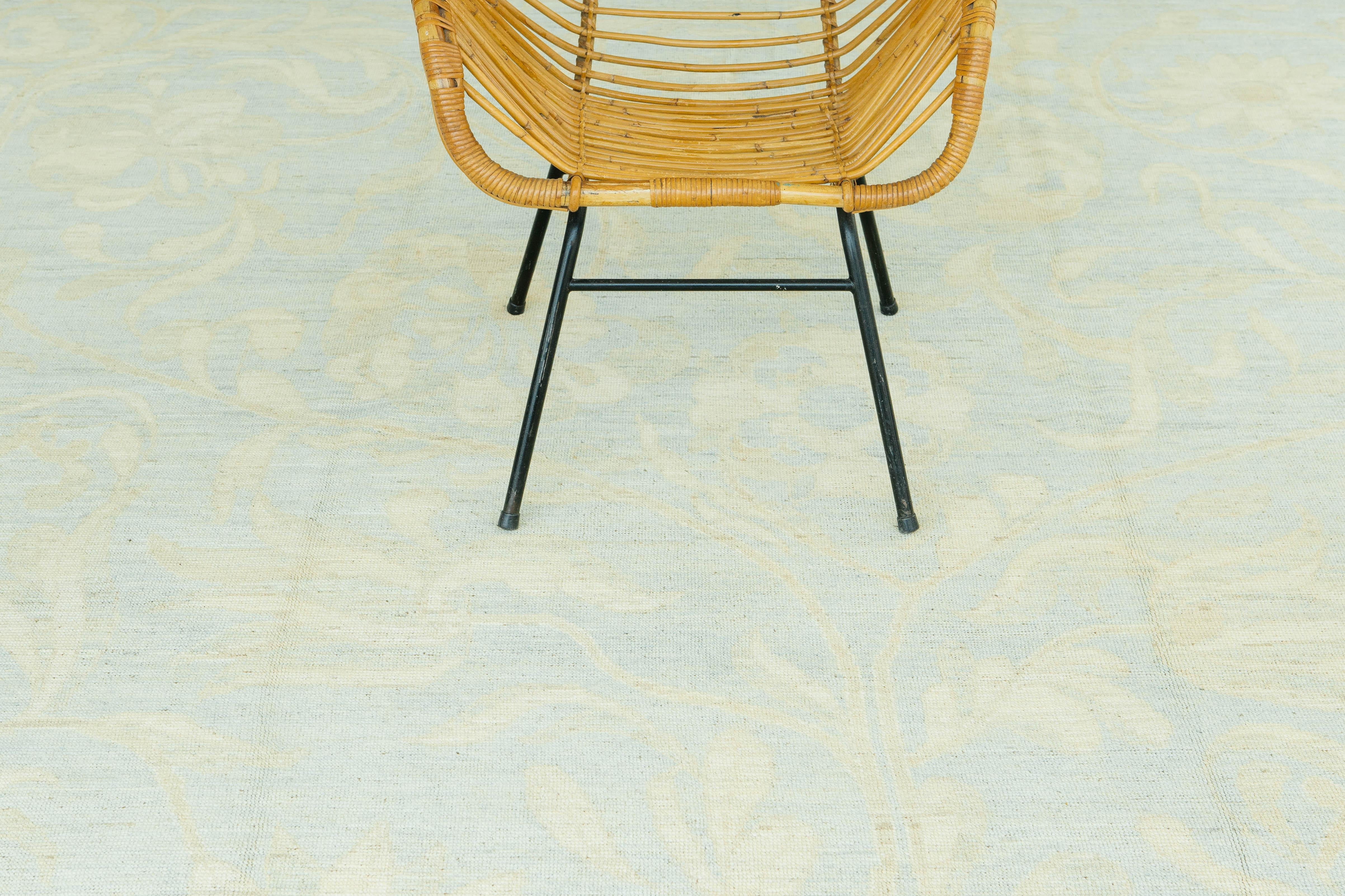 Lana Tappeto dal design transitorio della collezione Safira in stile vintage. in vendita