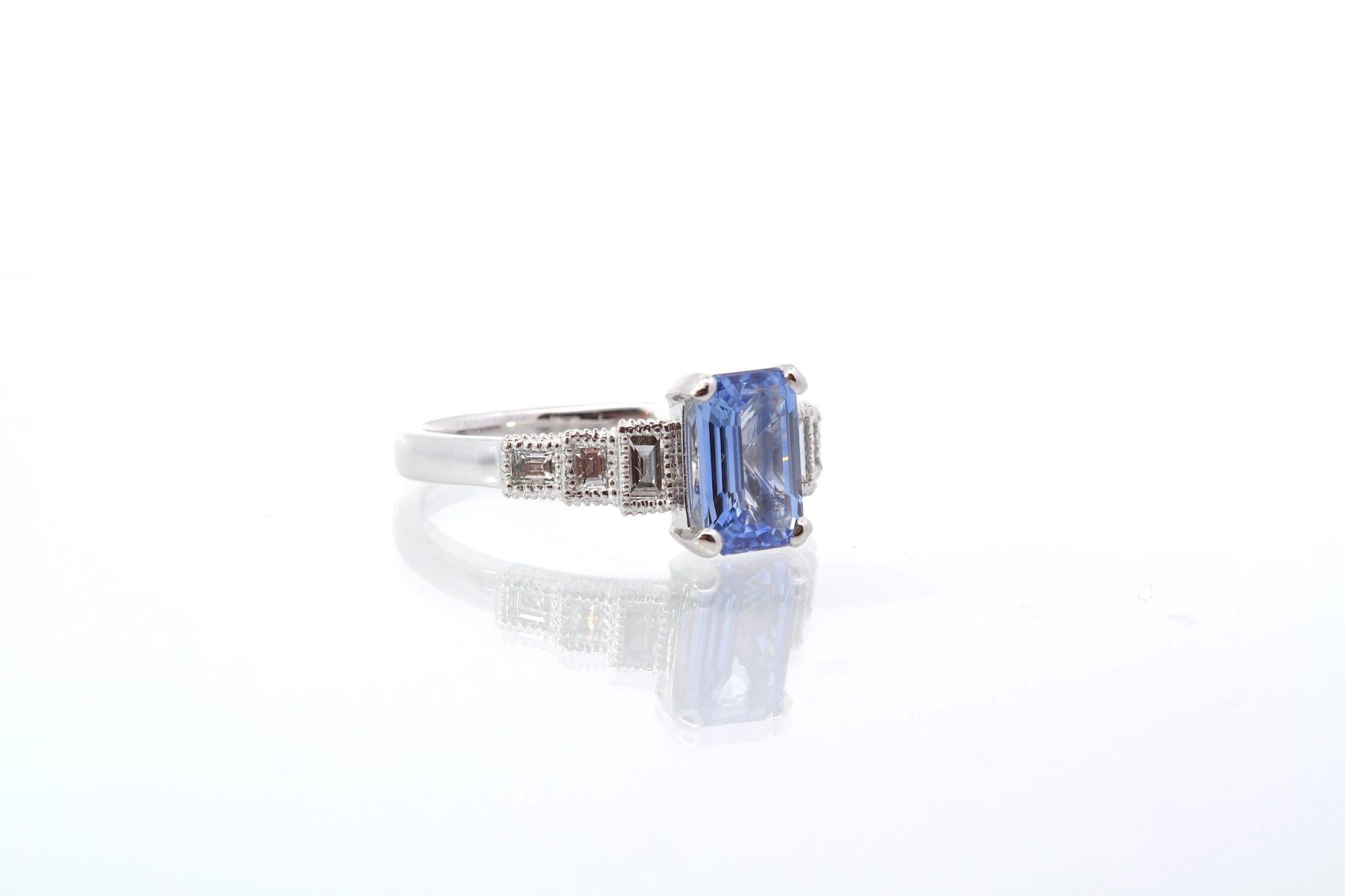Art Deco Vintage style sapphire and diamonds ring For Sale