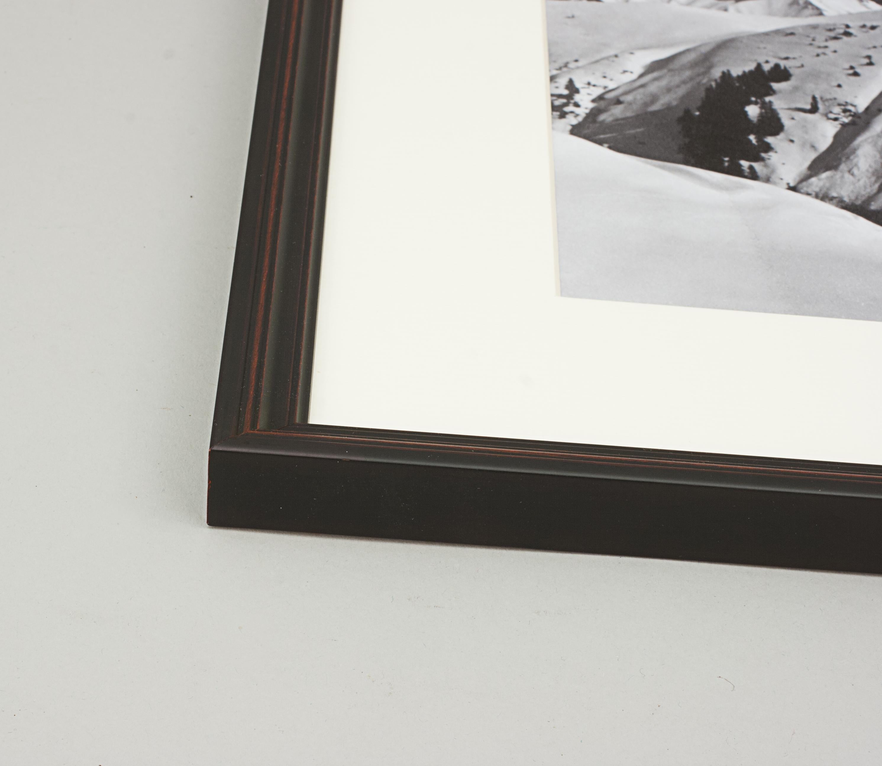 Fotografía Esquí Estilo Vintage, Fotografía Esquí Alpino Enmarcada, Liebe Im Schnee en venta 1