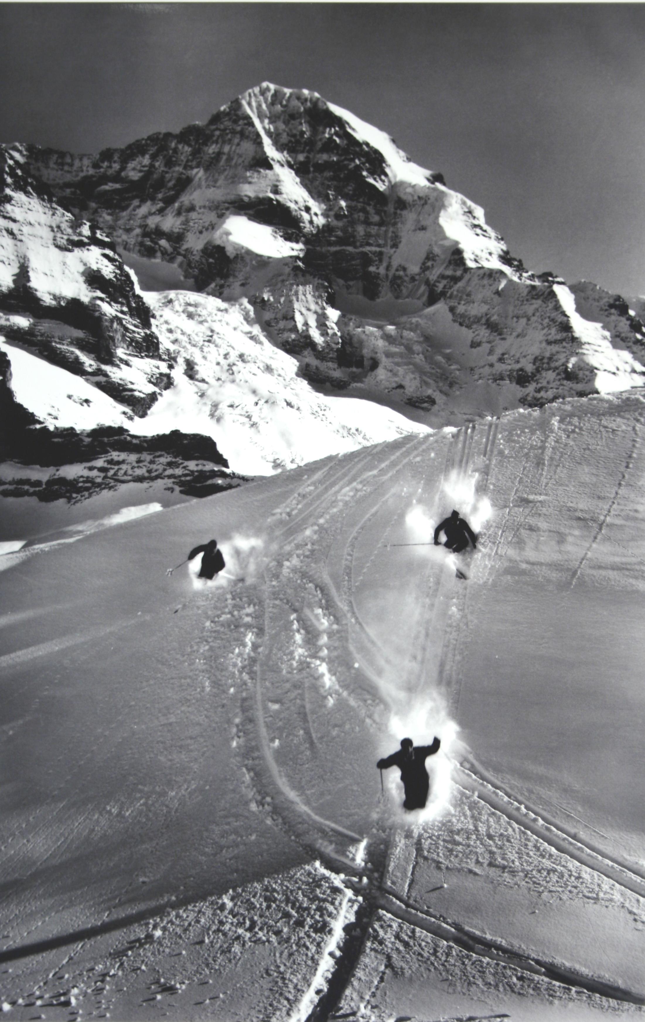 Vintage Style Ski Photography, Framed Alpine Ski Photograph, Scheidegg In Good Condition For Sale In Oxfordshire, GB