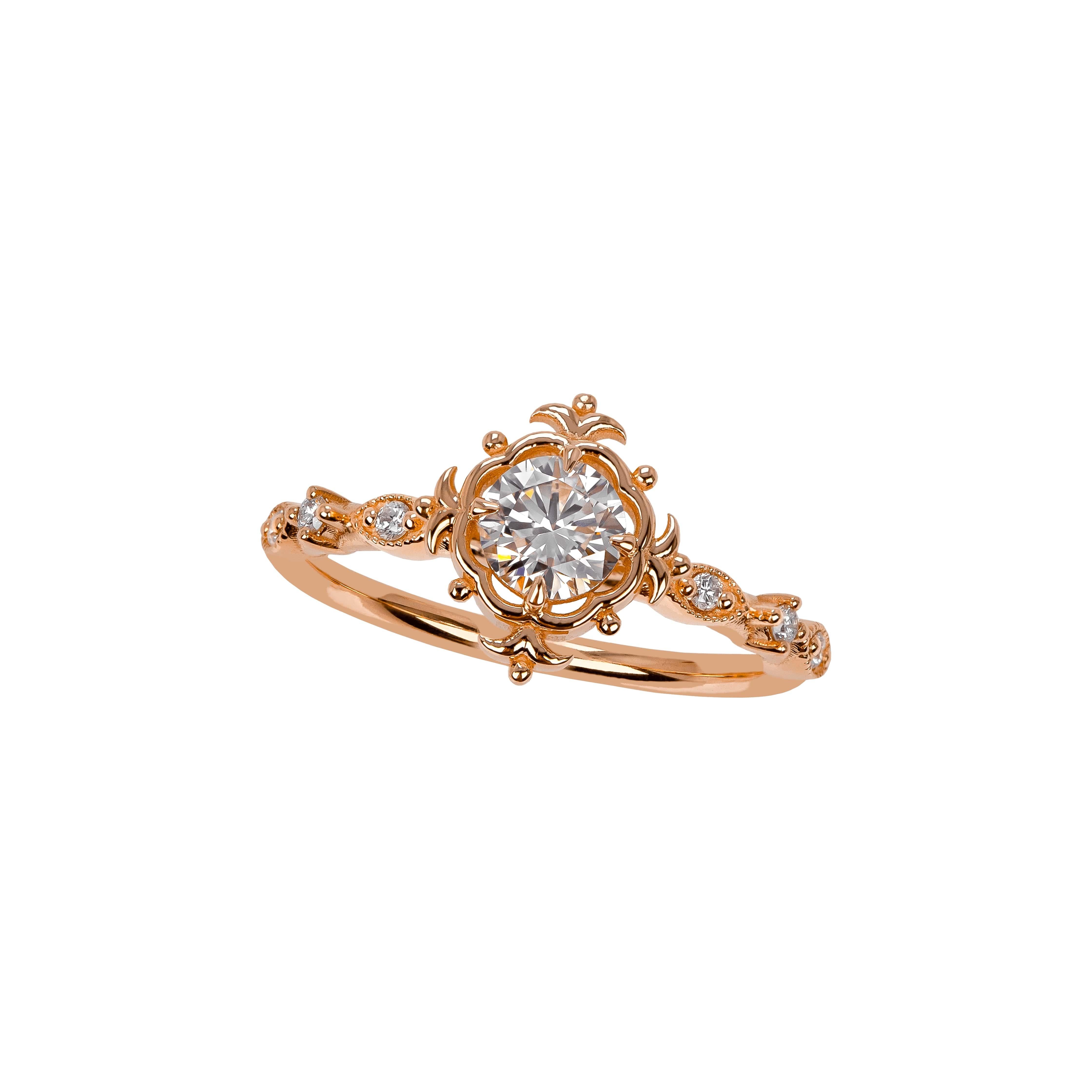 Anello con diamante dal design vintage, anello di fidanzamento/anello solitario, anello nuziale

Metallo: Oro giallo 14k
Forma del diamante: Taglio rotondo
Pietra principale: 0,50 carati - Colore E, purezza VS2, certificato IGI
Pietre laterali: 0,06