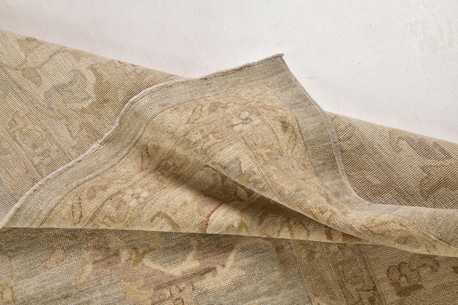 Tapis néo-classique Sultanabad de style vintage en vente 3