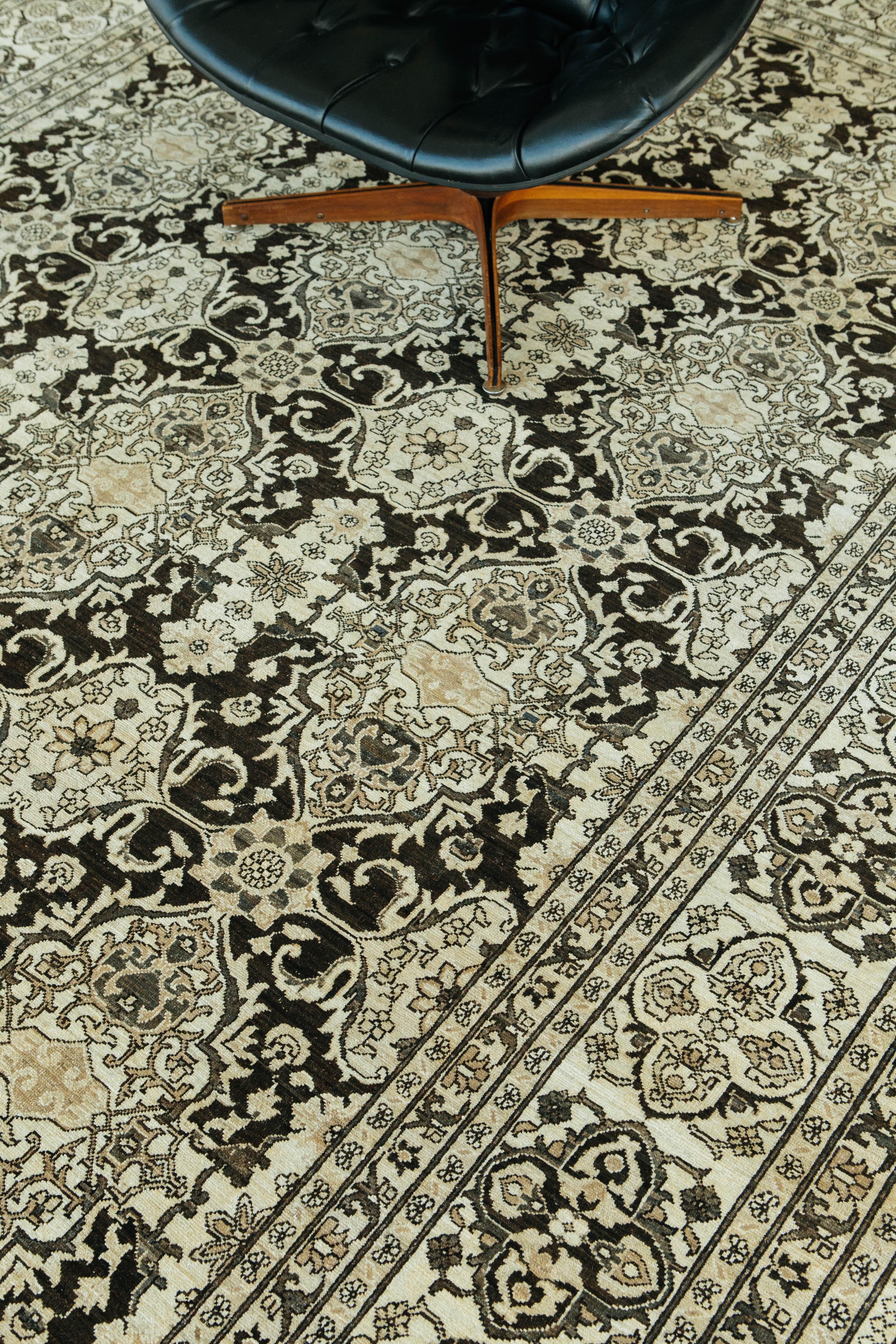 Laine Tabriz - Design vintage avec motifs sur toute sa surface en vente