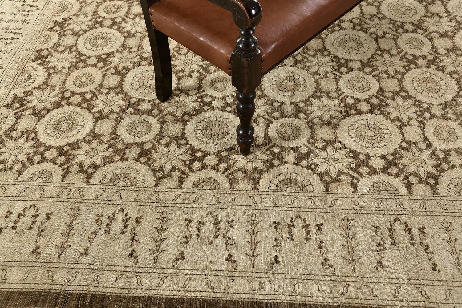 Vintage Style Tabriz Haji Jalili Rug In New Condition For Sale In WEST HOLLYWOOD, CA