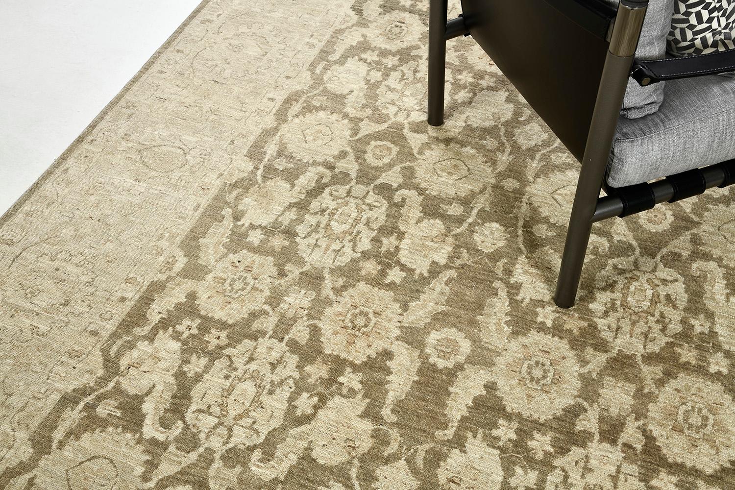 Tappeto Tabriz Revival in stile vintage In condizioni Nuovo in vendita a WEST HOLLYWOOD, CA