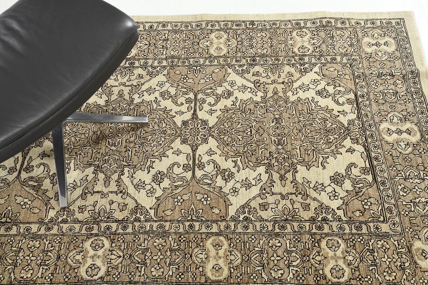 Vintage Style Tabriz Revival Rug In New Condition For Sale In WEST HOLLYWOOD, CA