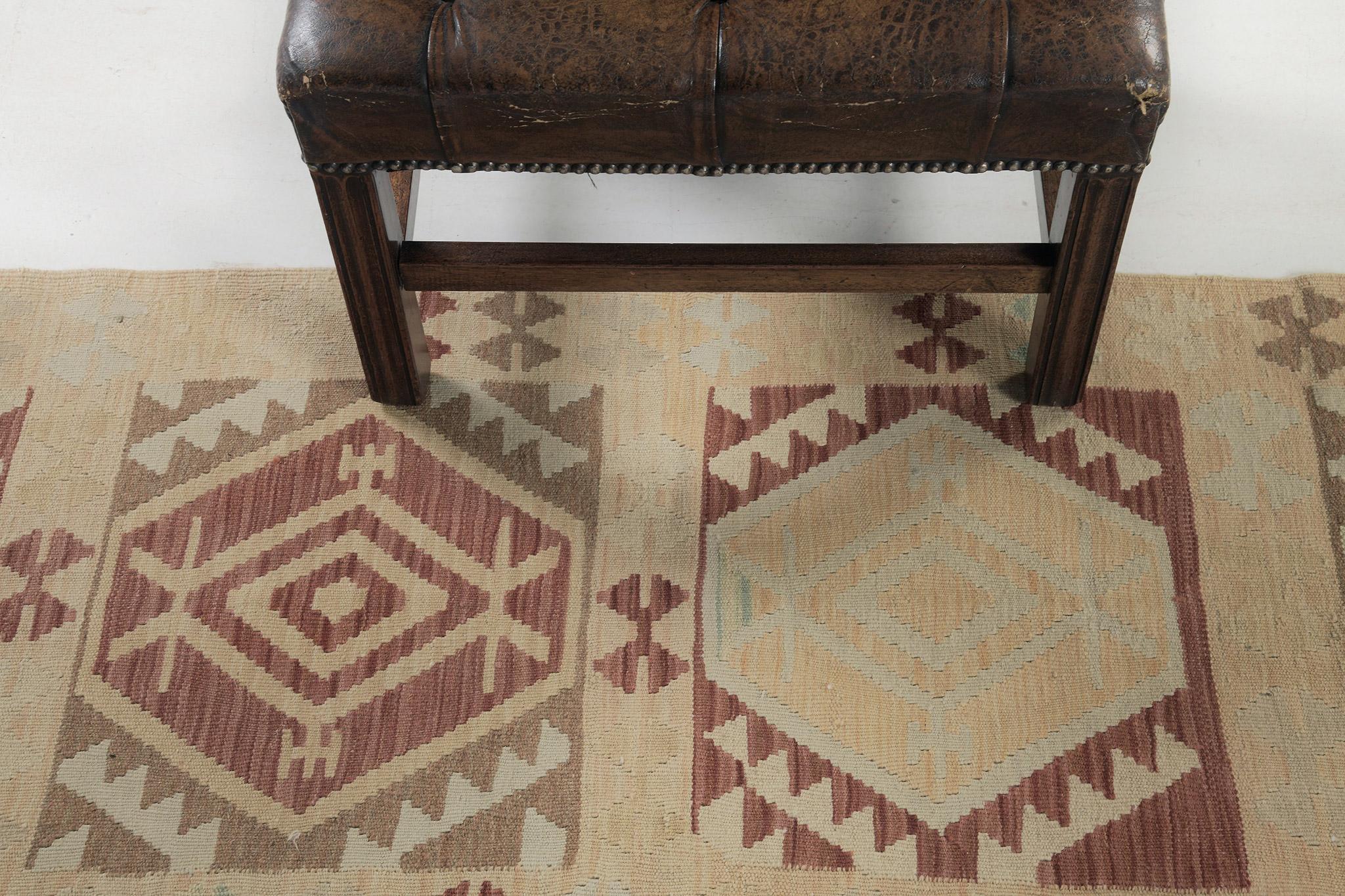 XXIe siècle et contemporain Kilim à tissage plat de style vintage à teinture tribale naturelle en vente