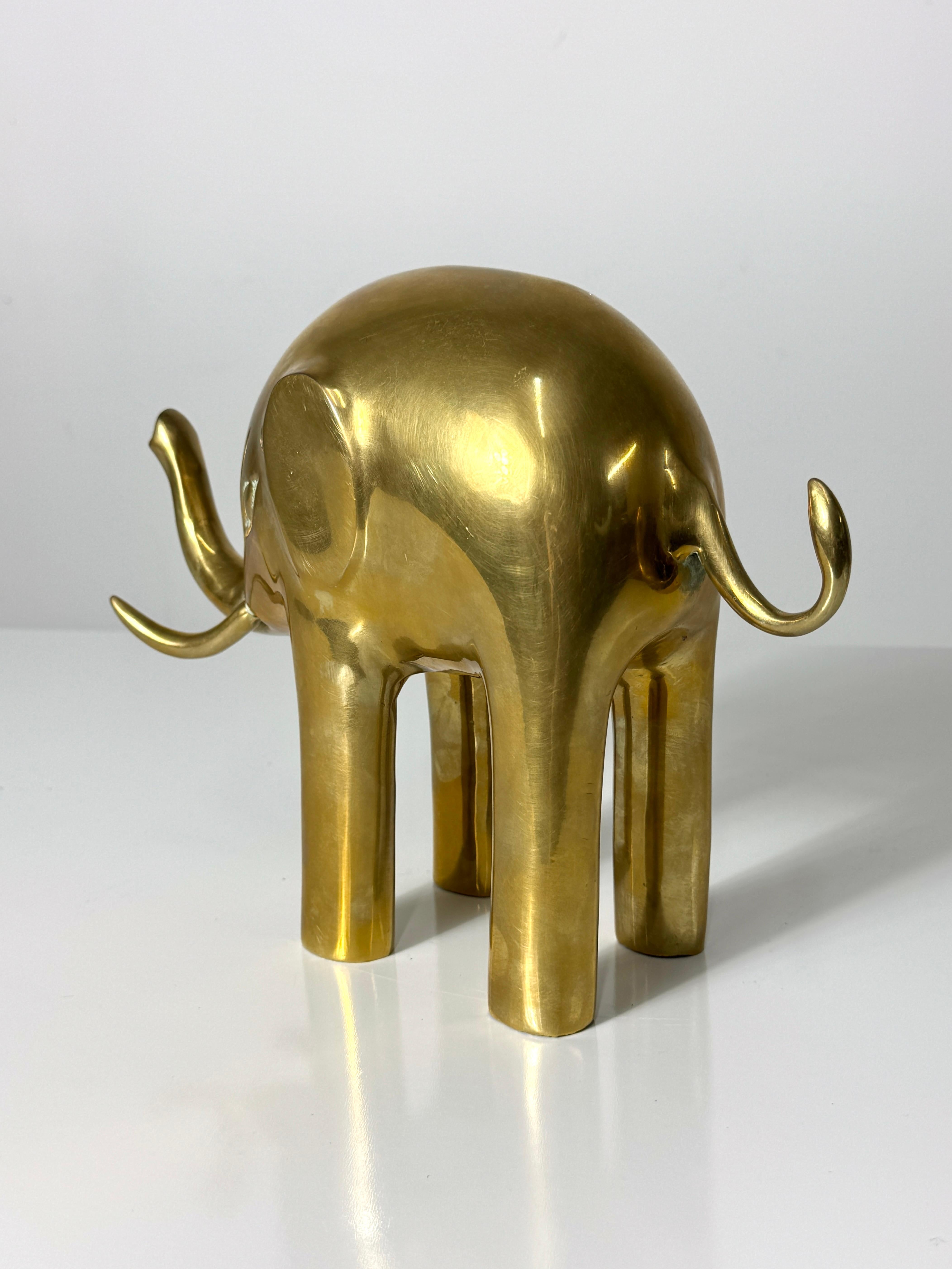 American Vintage Stylized Brass Elephant Decorative Sculpture by Dolbi Cashier 1980s For Sale