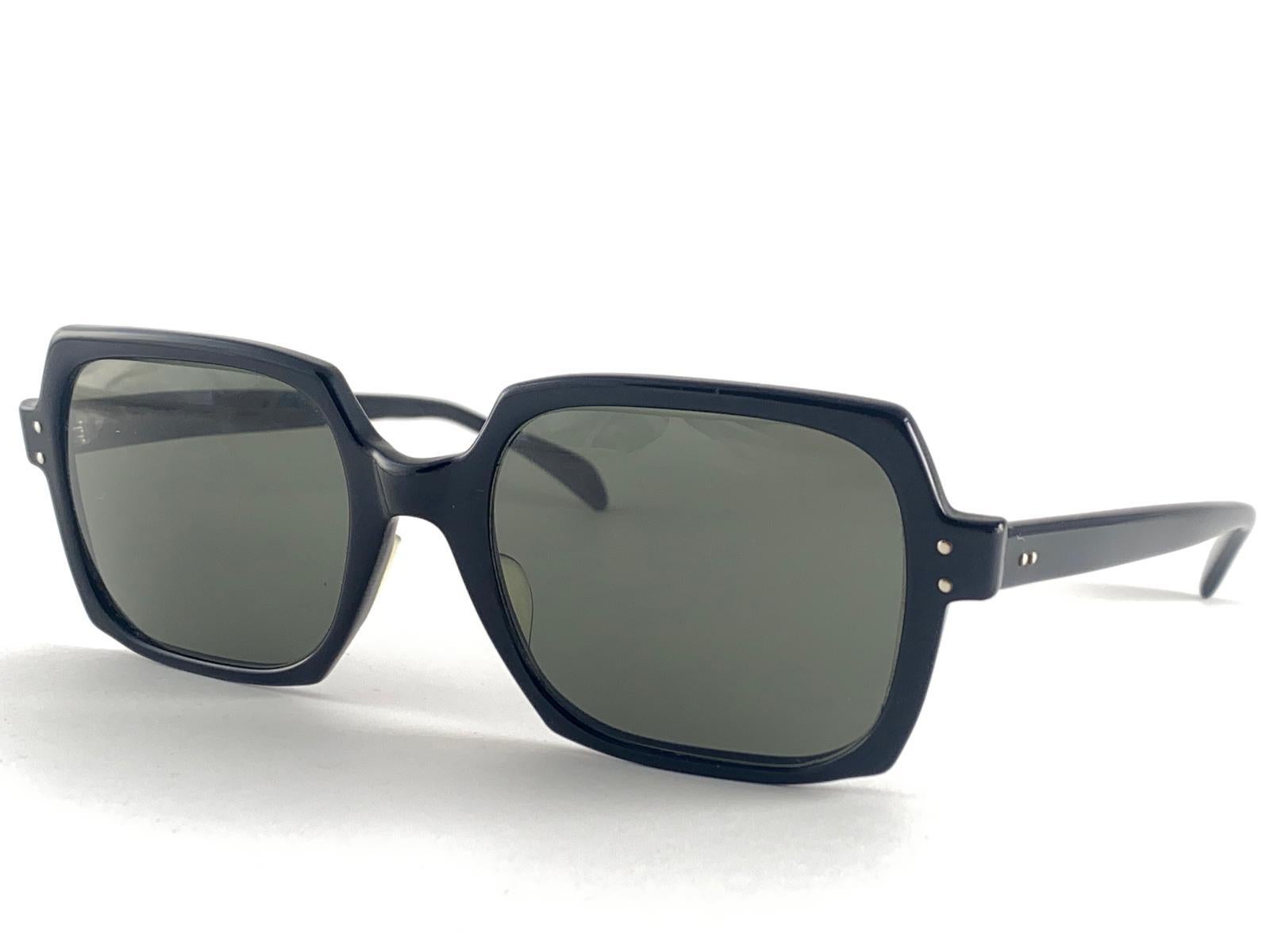 Vintage Suave  Lunettes de soleil noires Midcentury 1960's Made in France Excellent état - En vente à Baleares, Baleares