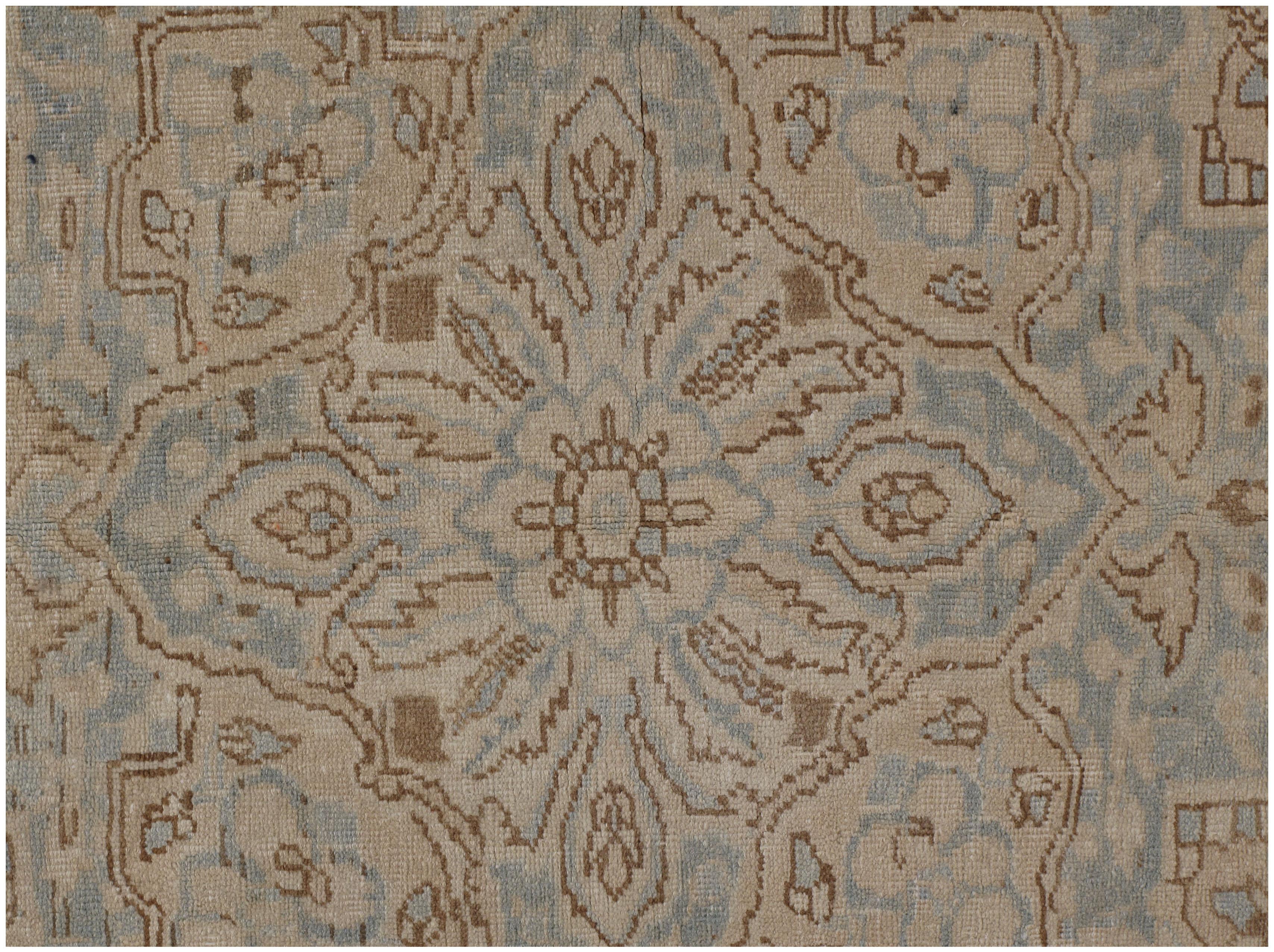 Heriz Serapi Vintage Subdued Persian Heriz Area Rug  8'7 x 11'10 For Sale