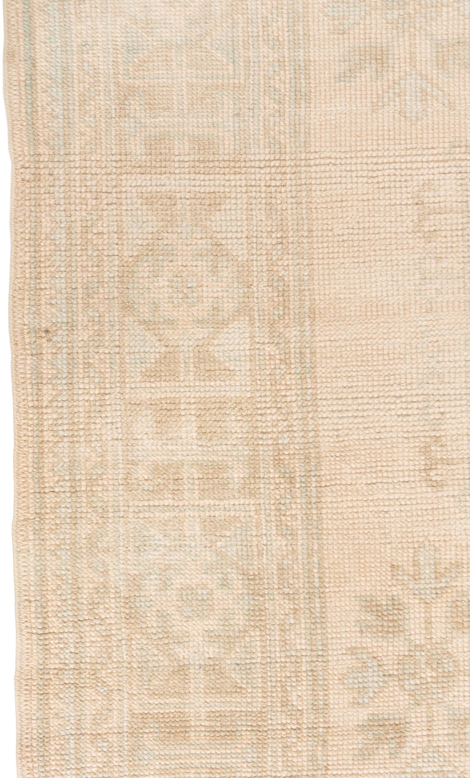 Vintage Subdued Turkish Oushak Runner 4'7 X 11'3 In Good Condition For Sale In New York, NY