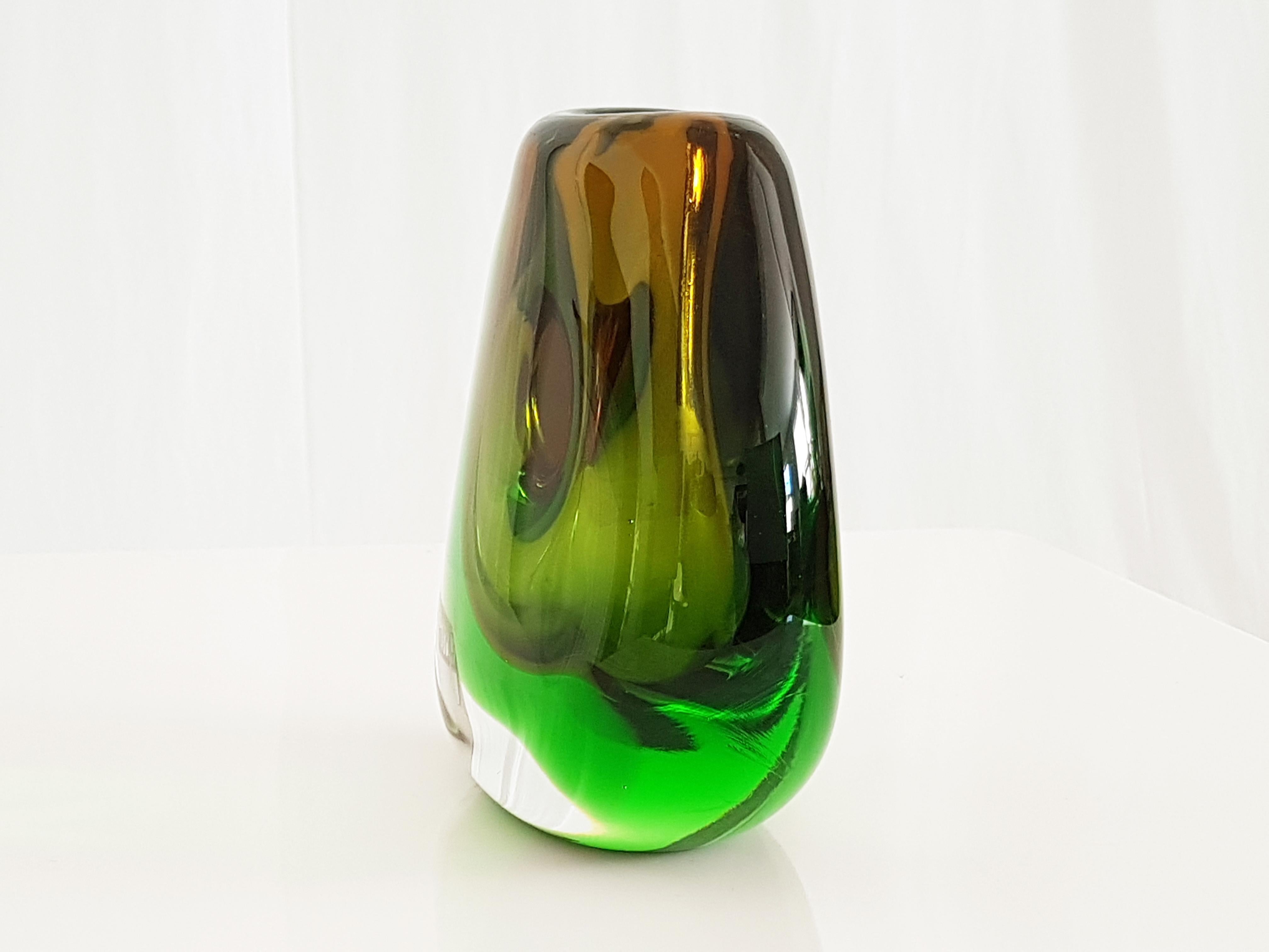 Mid-Century Modern Vintage Submerged Glass Vase by Vladimir Mika for Moser Glasswork, 1967 For Sale