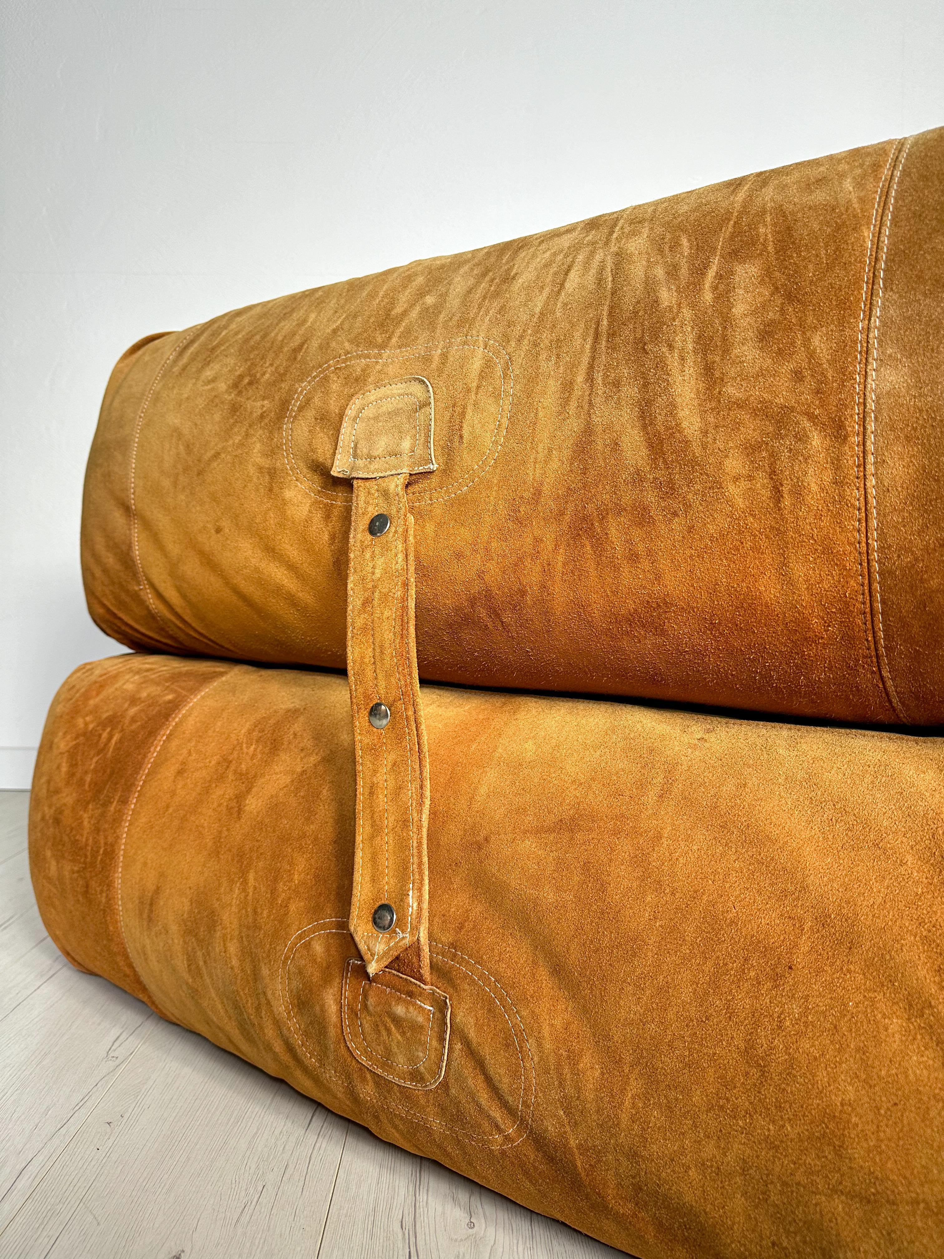 Vintage Suede 3-Seater Anfibio Sofa Bed by Alessandro Becchi for Giovannetti 70s For Sale 5