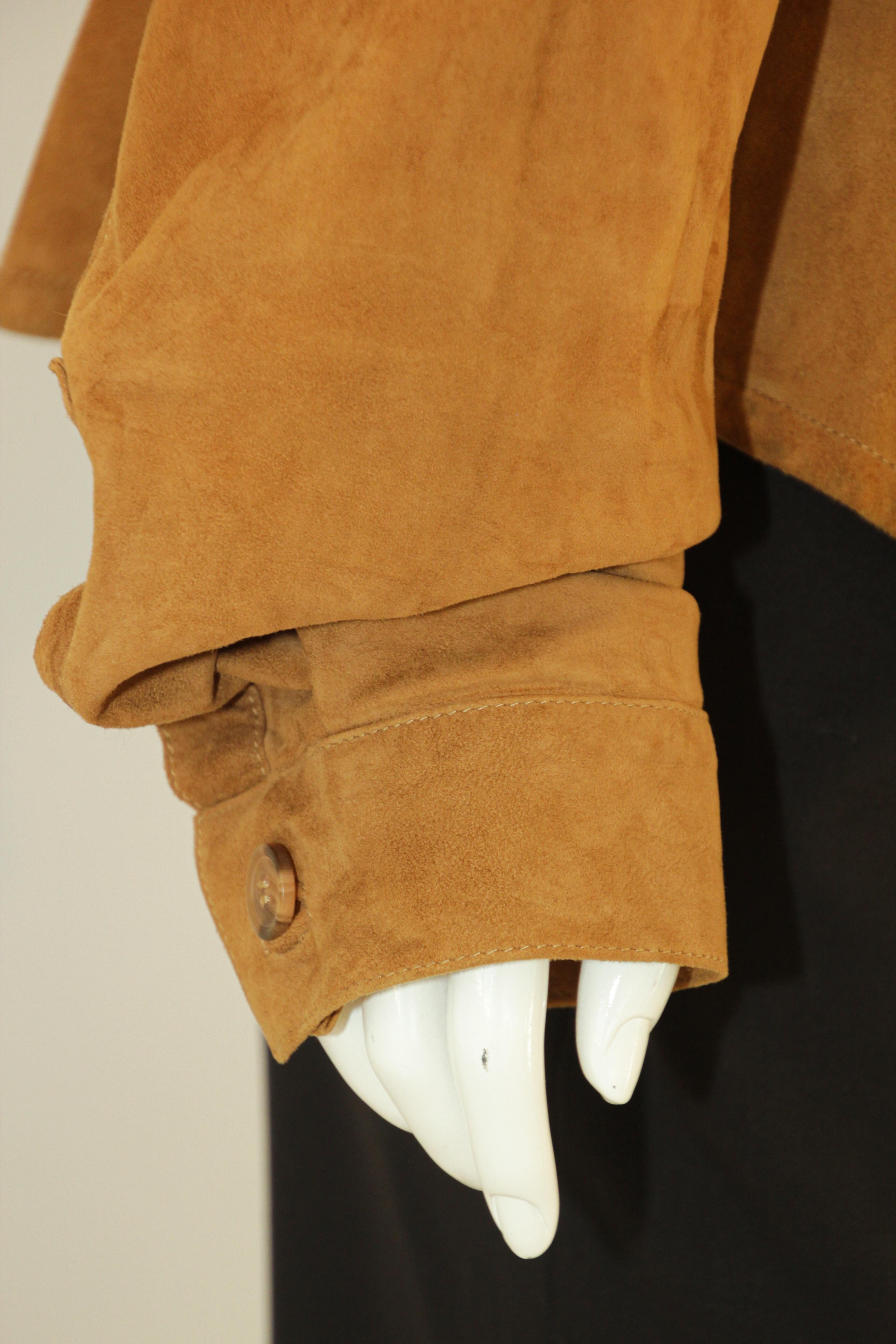 Vintage Suede Shirt Jacket Light Brown In Good Condition For Sale In North Hollywood, CA