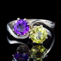 Vintage Suffragette Amethyst Peridot Ring 18 Carat White Gold Dated 1976