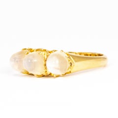 Vintage Sugarloaf Moonstone and 18 Carat Gold Three-Stone Ring