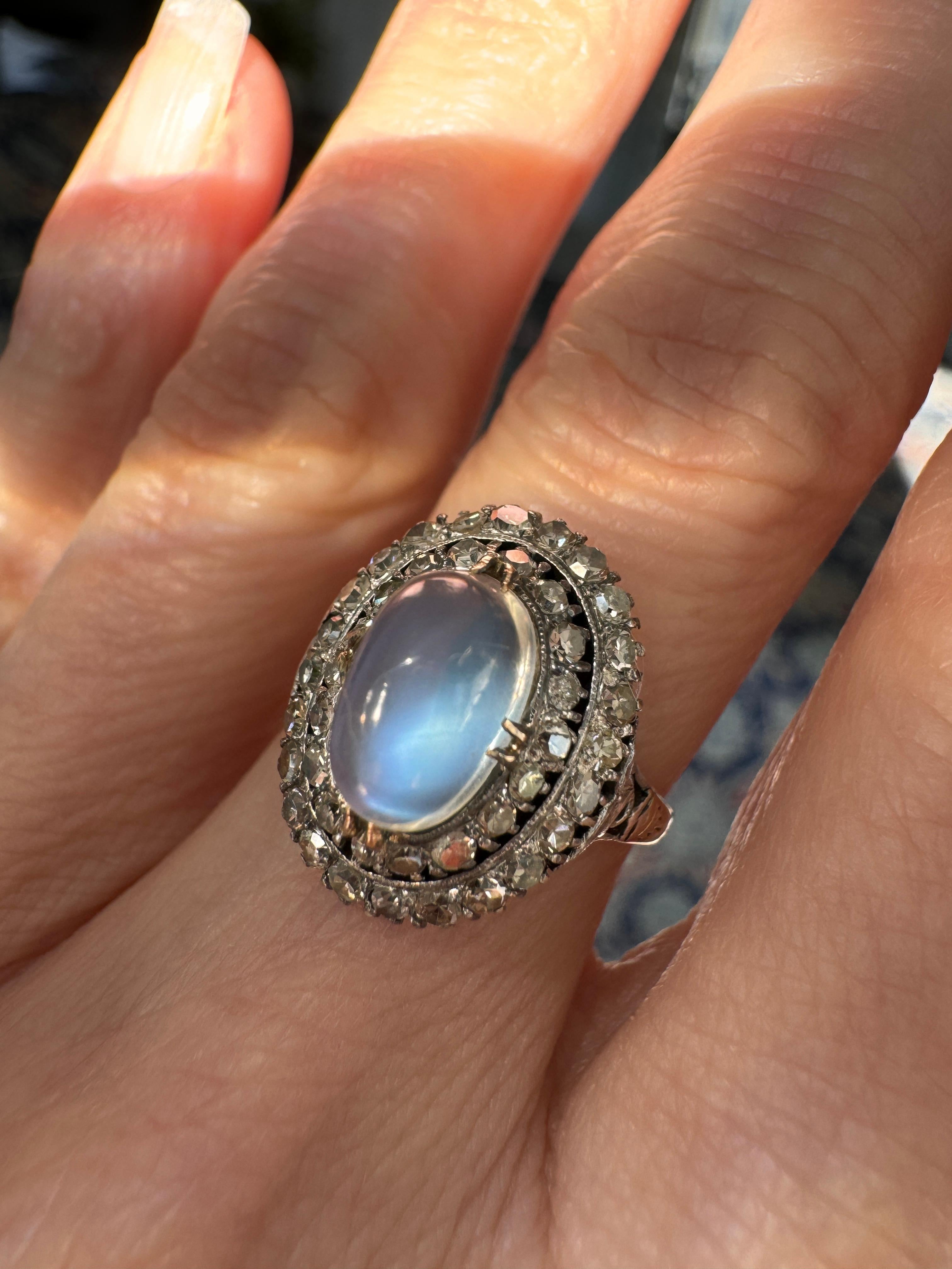 Vintage Sugarloaf Moonstone and Diamond Ring In Good Condition In Hummelstown, PA
