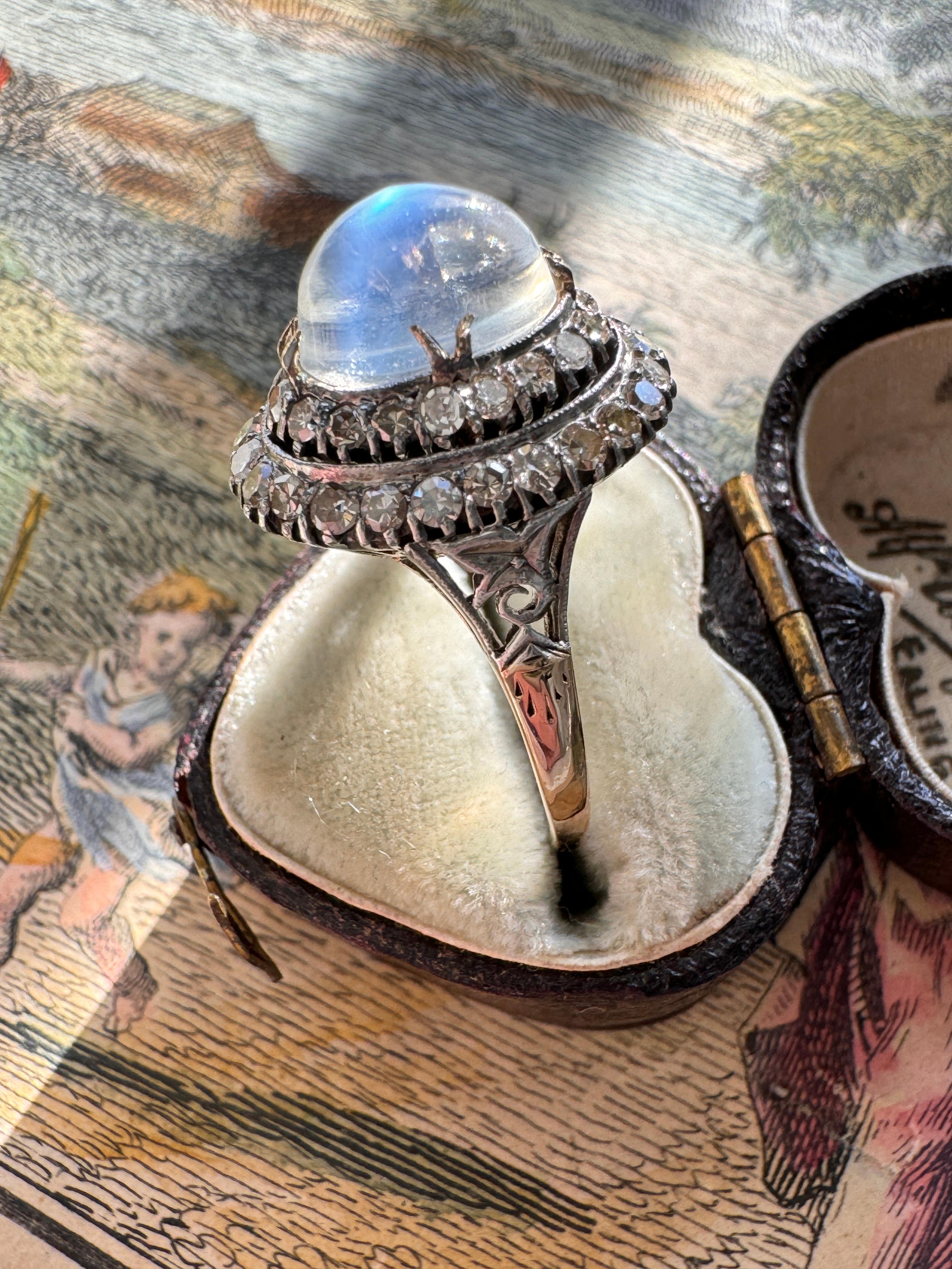 Vintage Sugarloaf Moonstone and Diamond Ring 2