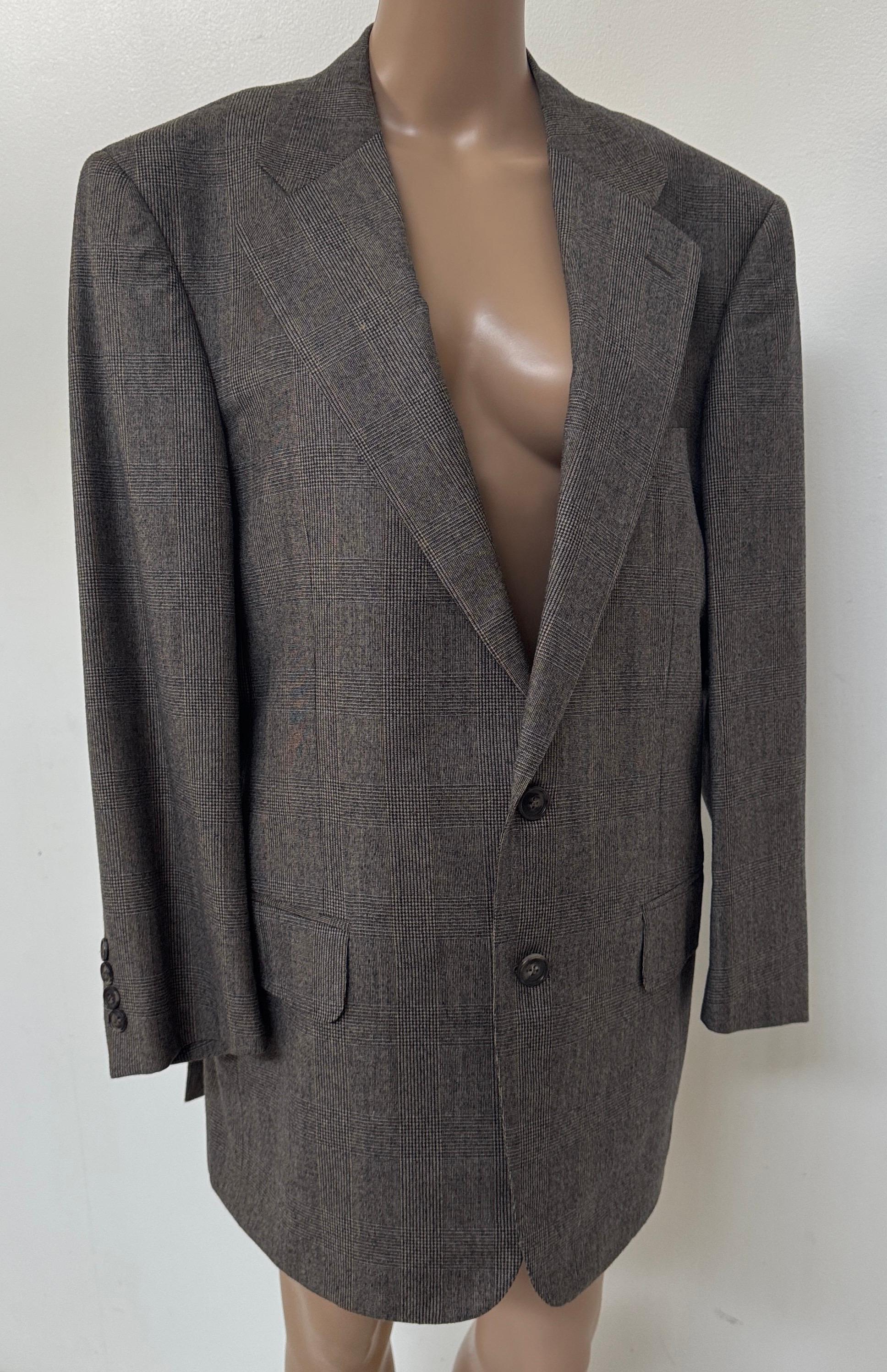 Men’s suit by Ermenegildo Zegna, crafted in Italy between the late 1980s and early 1990s, made from the brand’s exclusive “Tindari” fabric—a premium worsted wool derived from superfine Australian virgin wool. Developed for both elegance and