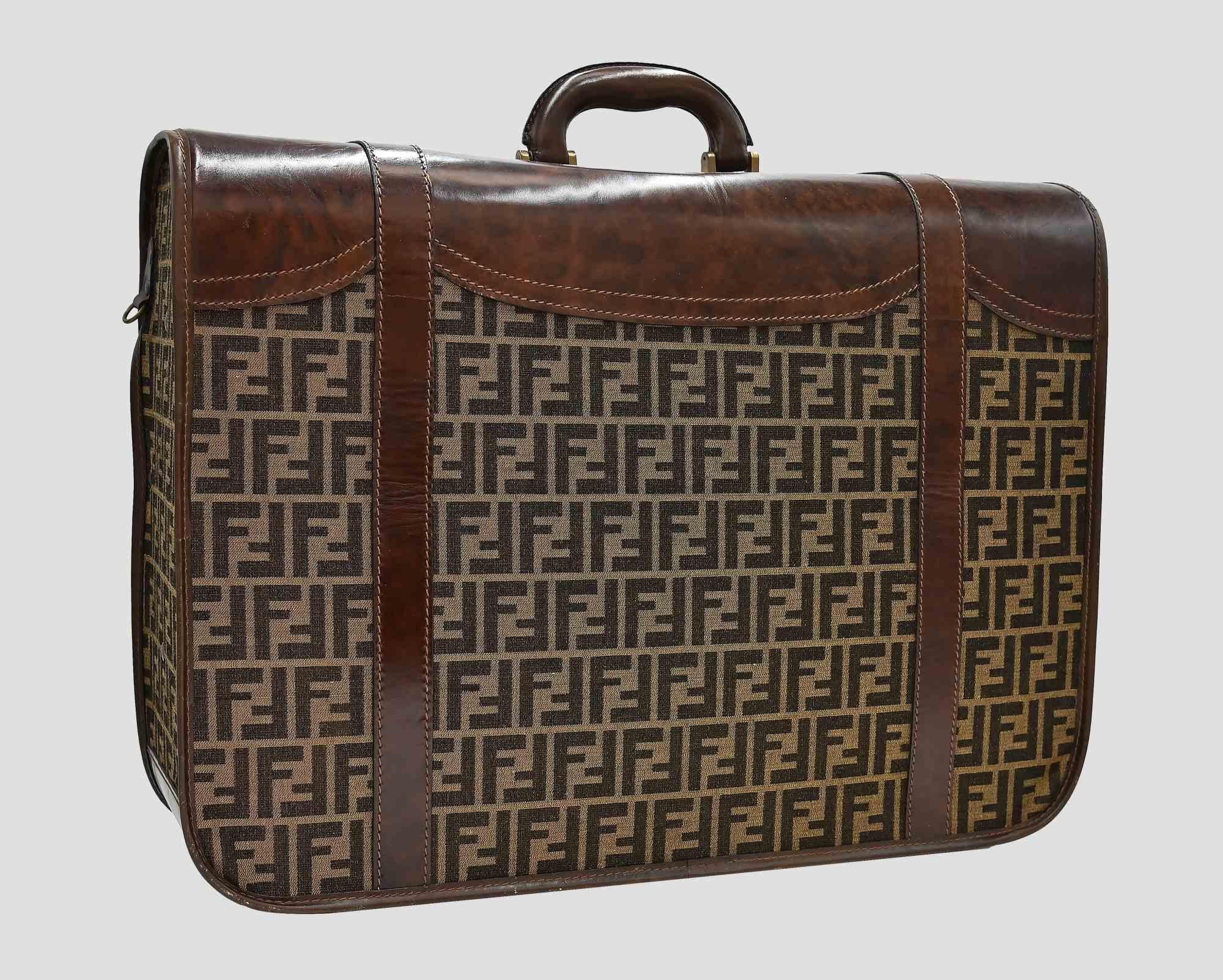 Cuir Ensemble de valises vintage marron à monogrammes de Fendi, années 1980 en vente