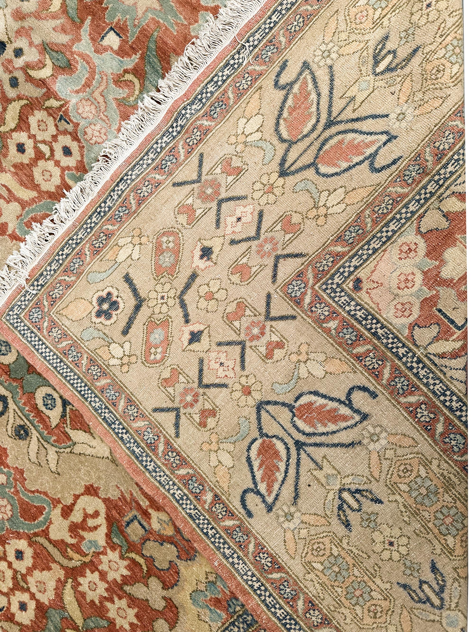 Wool Vintage Sultanabadd Mahall Geometric Overall 13x15ft 404cm x 465cm For Sale