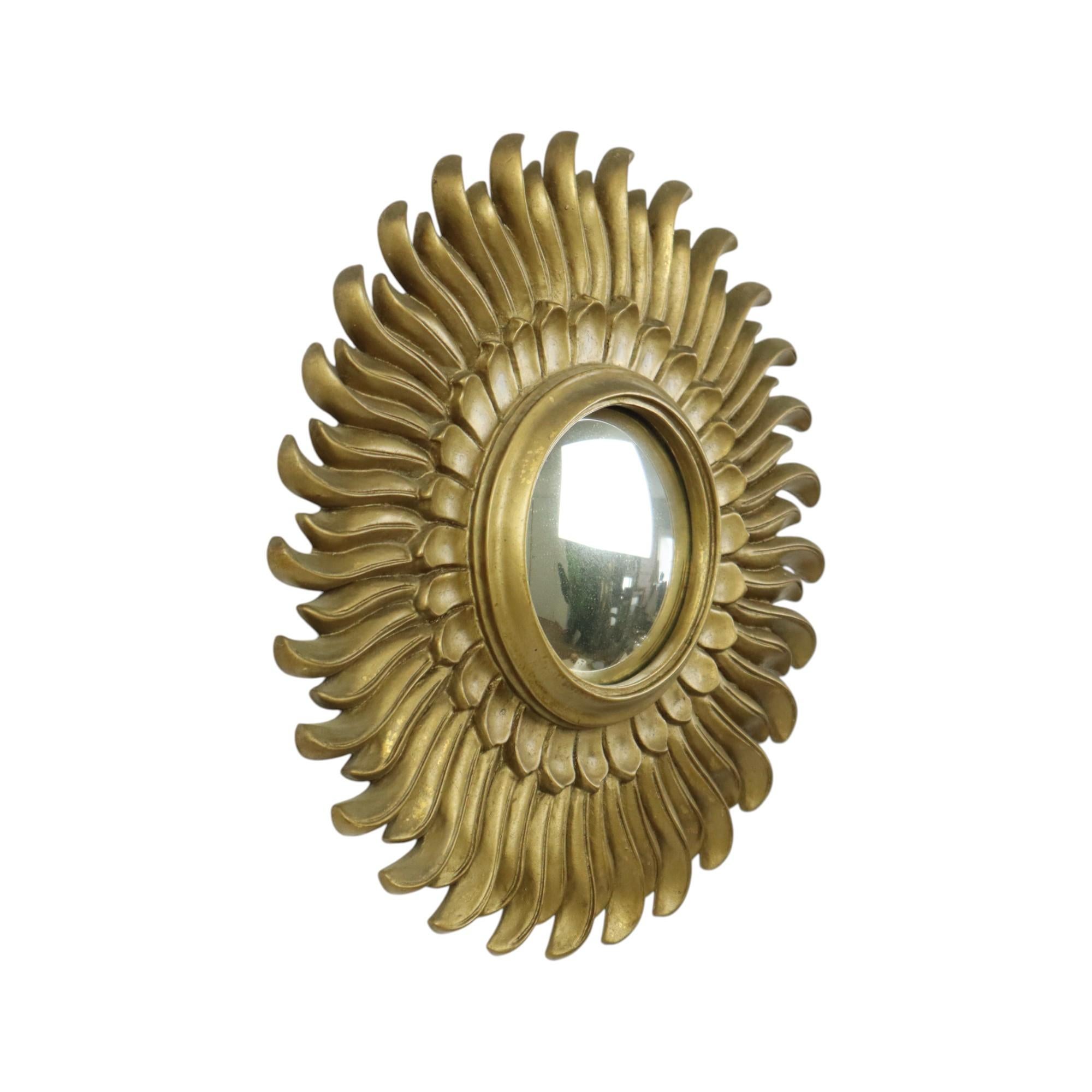 Vintage Sun Mirror Sunburst Spiegel konvex Gold Harz 42cm im Angebot 4