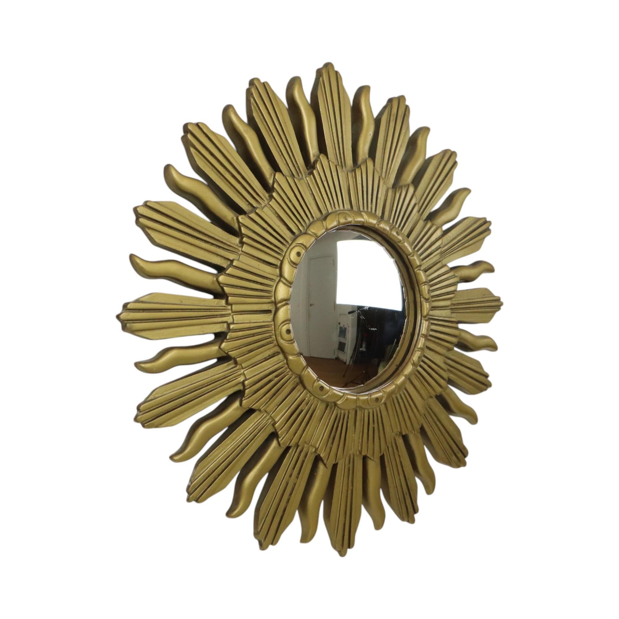Verre Vieux miroir Sunburst miroir convexe résine dorée 48 cm en vente