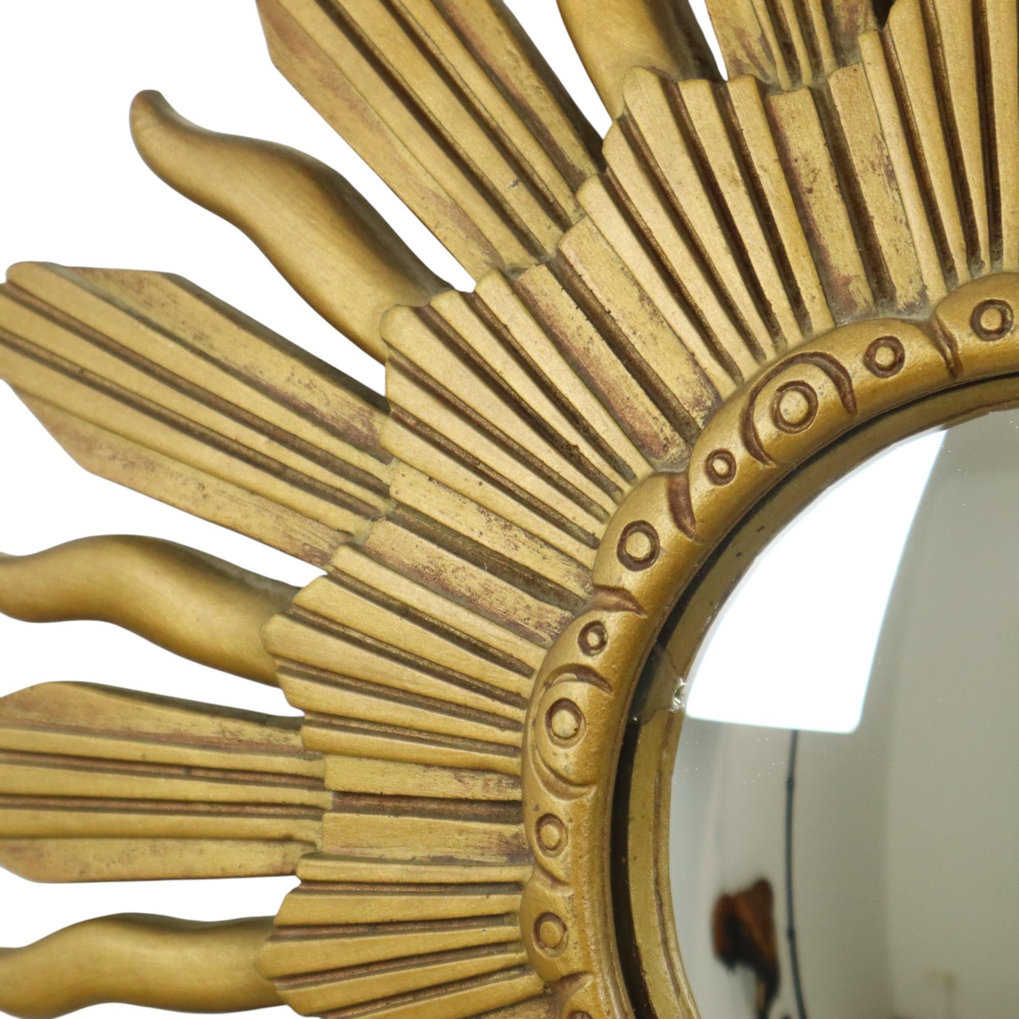 Vetro Specchio solare vintage Sunburst Specchio convesso in resina dorata 48cm in vendita